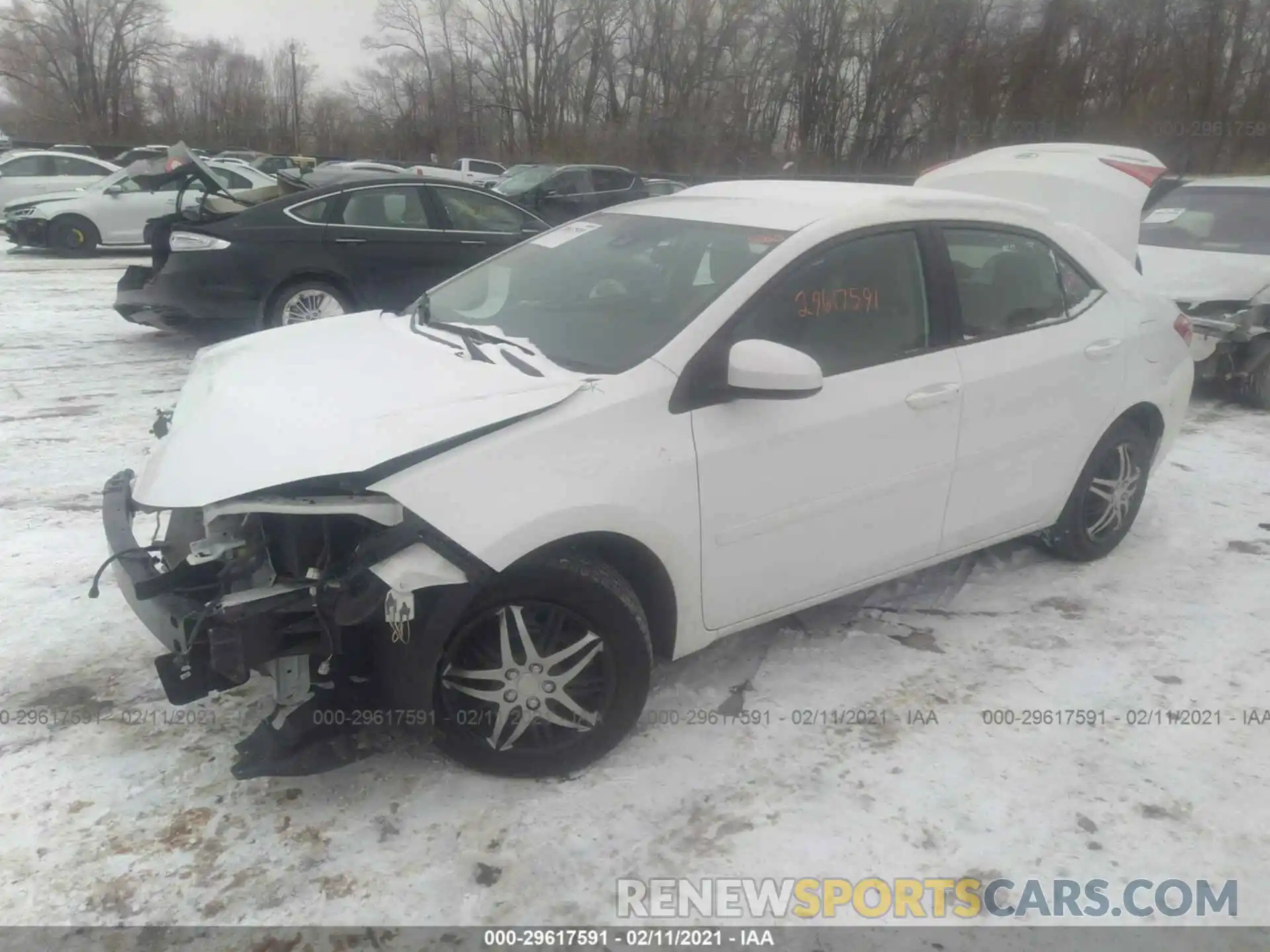 2 Photograph of a damaged car 2T1BURHE6KC226456 TOYOTA COROLLA 2019