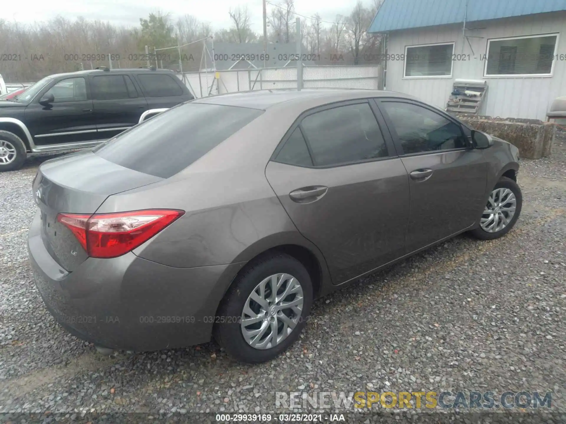 4 Photograph of a damaged car 2T1BURHE6KC226599 TOYOTA COROLLA 2019