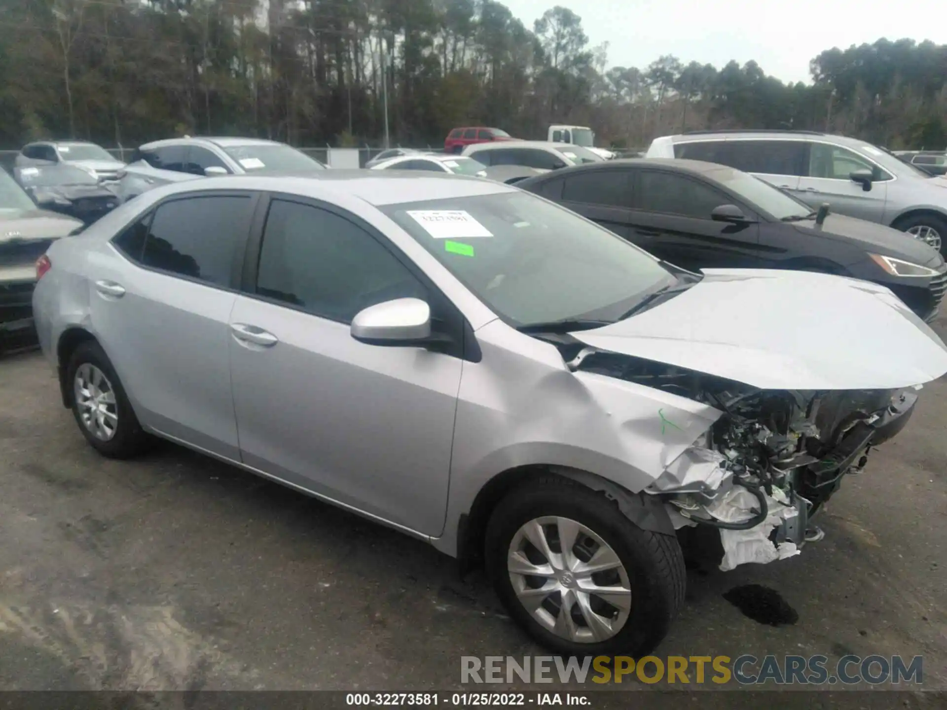 1 Photograph of a damaged car 2T1BURHE6KC226859 TOYOTA COROLLA 2019