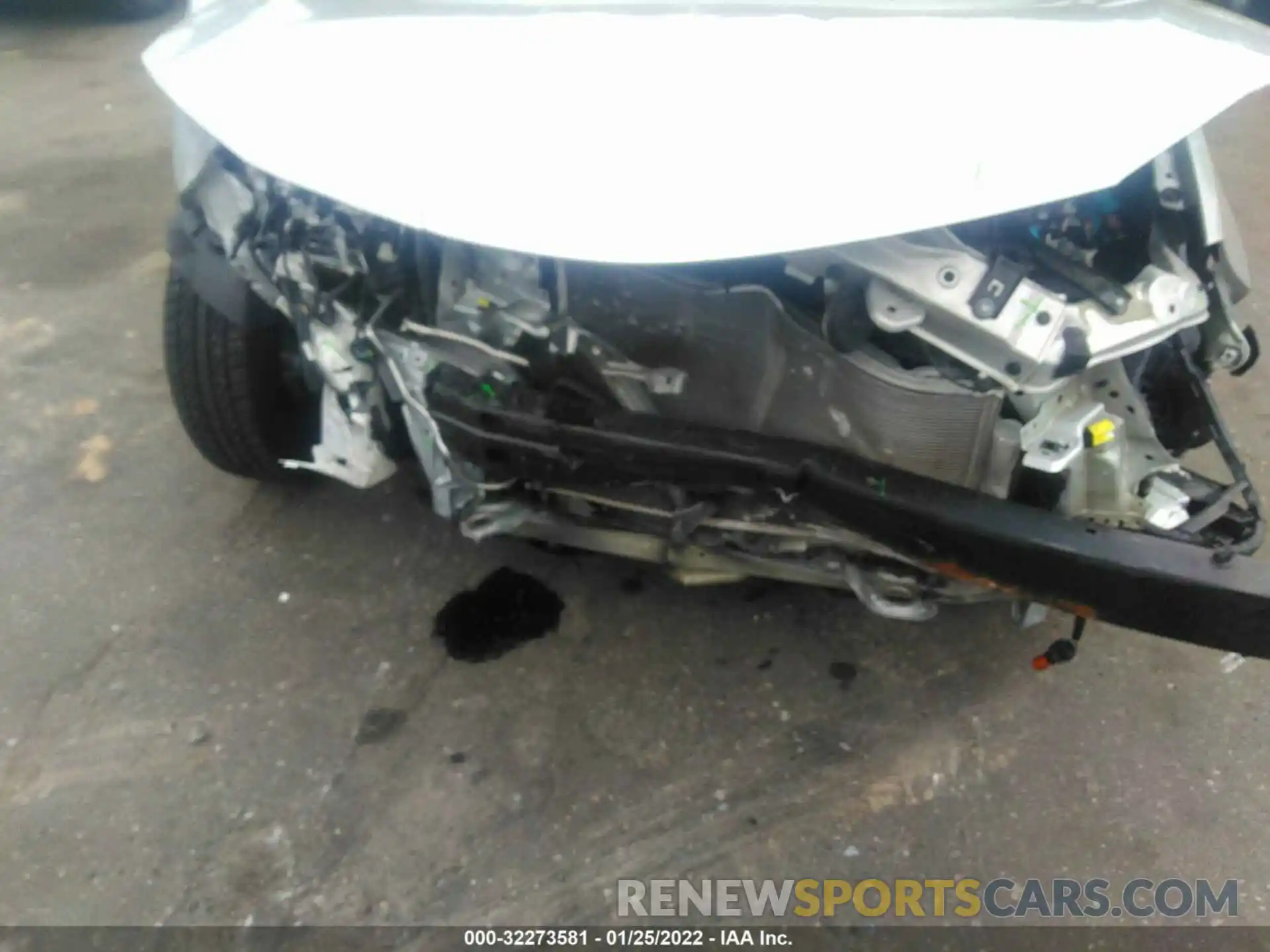 6 Photograph of a damaged car 2T1BURHE6KC226859 TOYOTA COROLLA 2019