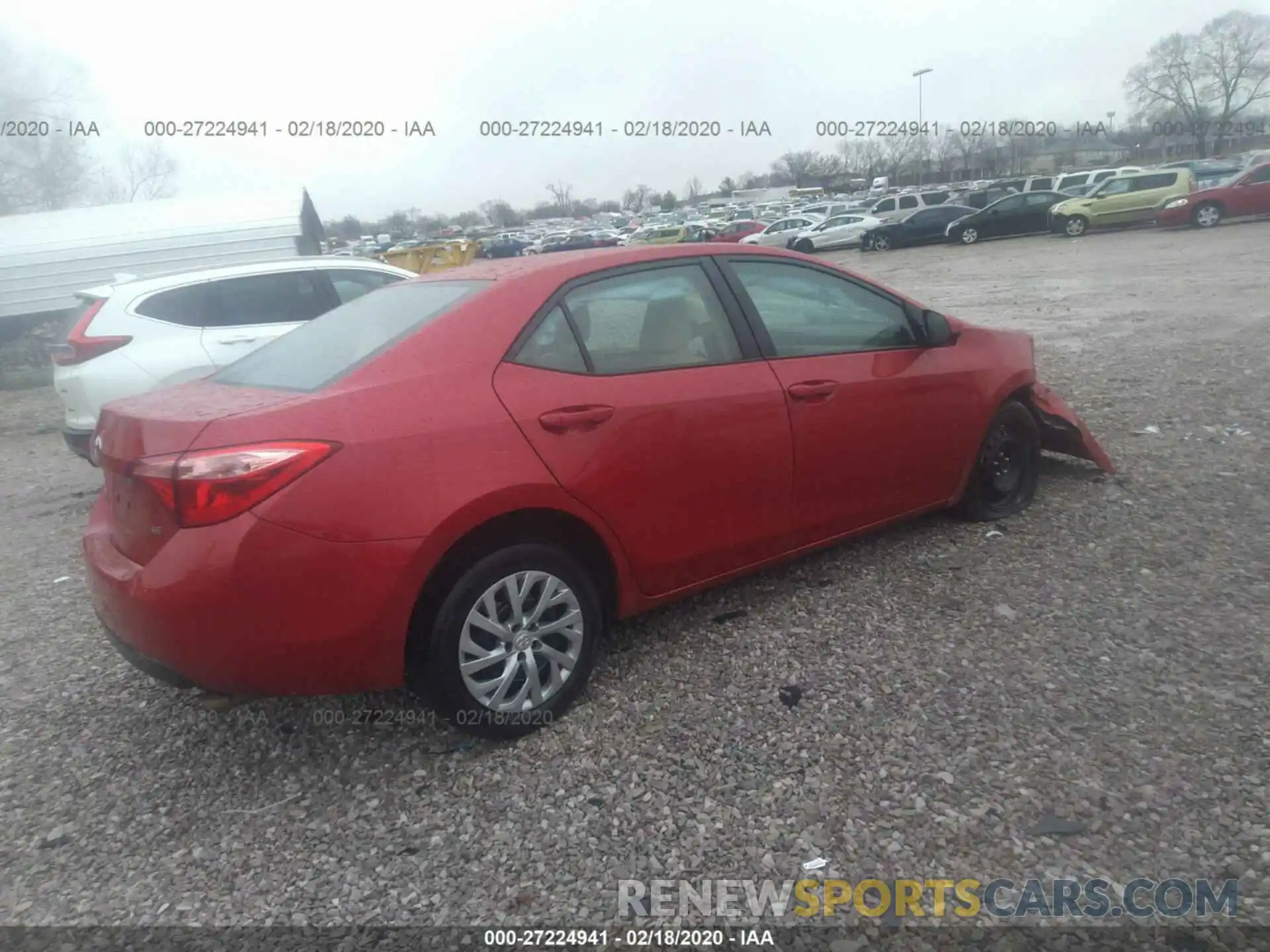 4 Photograph of a damaged car 2T1BURHE6KC227431 TOYOTA COROLLA 2019