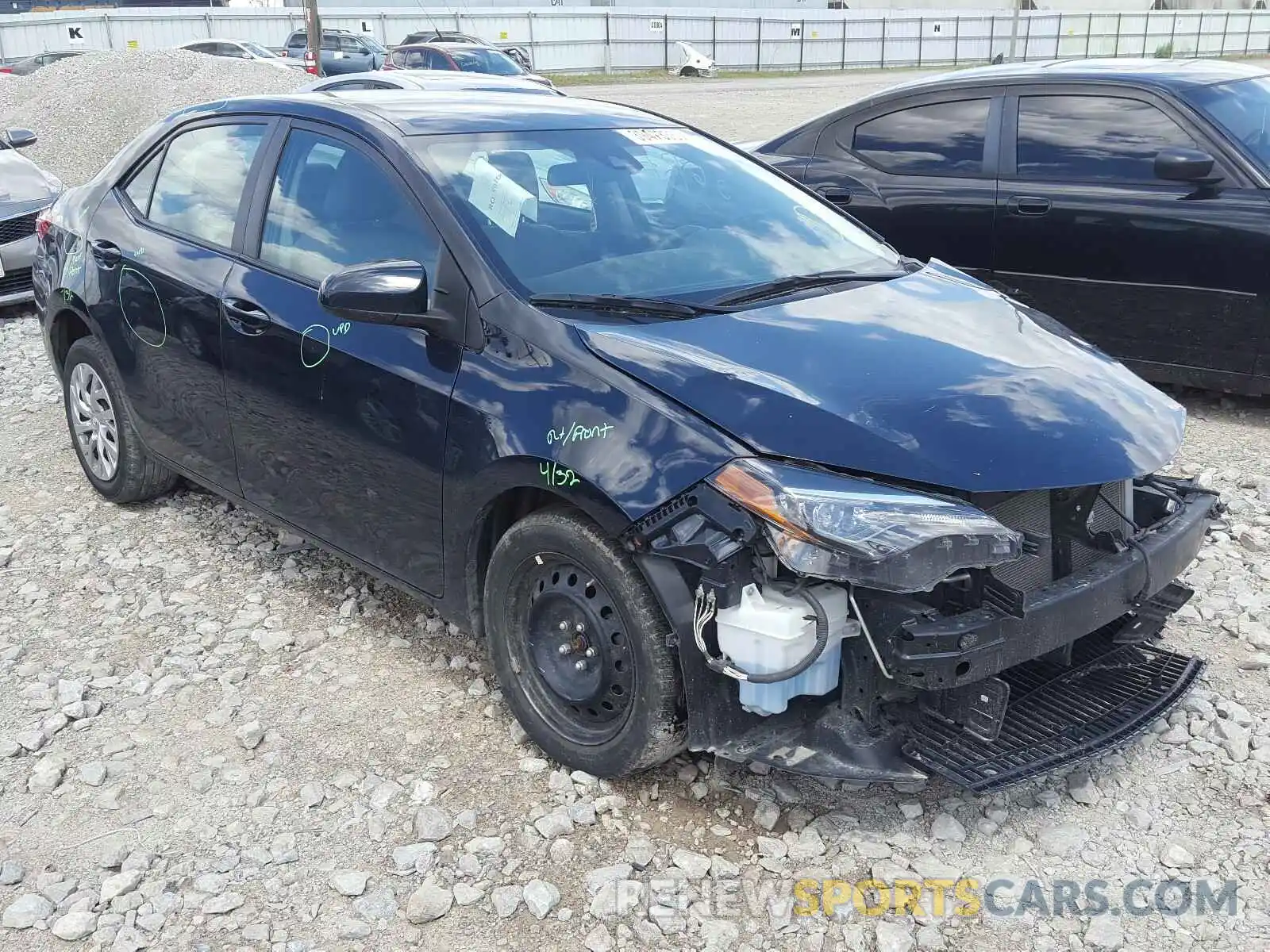 1 Photograph of a damaged car 2T1BURHE6KC230751 TOYOTA COROLLA 2019