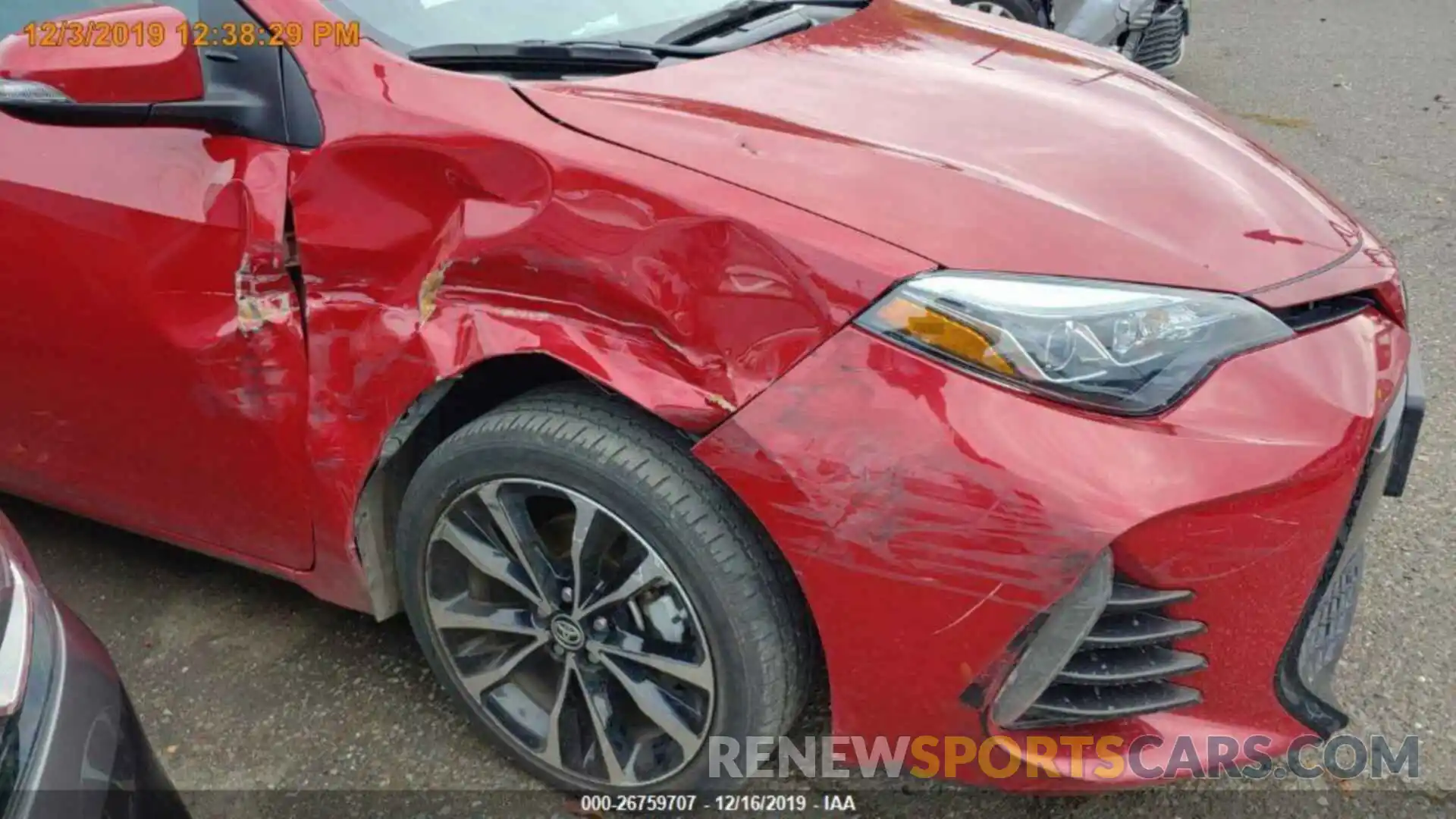 9 Photograph of a damaged car 2T1BURHE6KC231236 TOYOTA COROLLA 2019