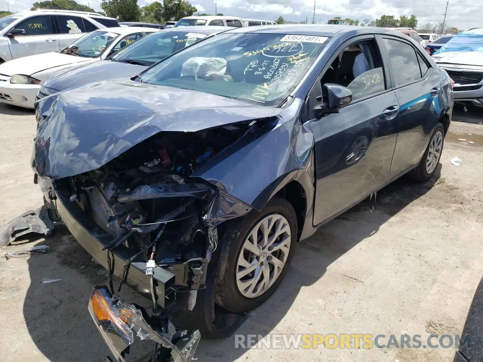 2 Photograph of a damaged car 2T1BURHE6KC232371 TOYOTA COROLLA 2019