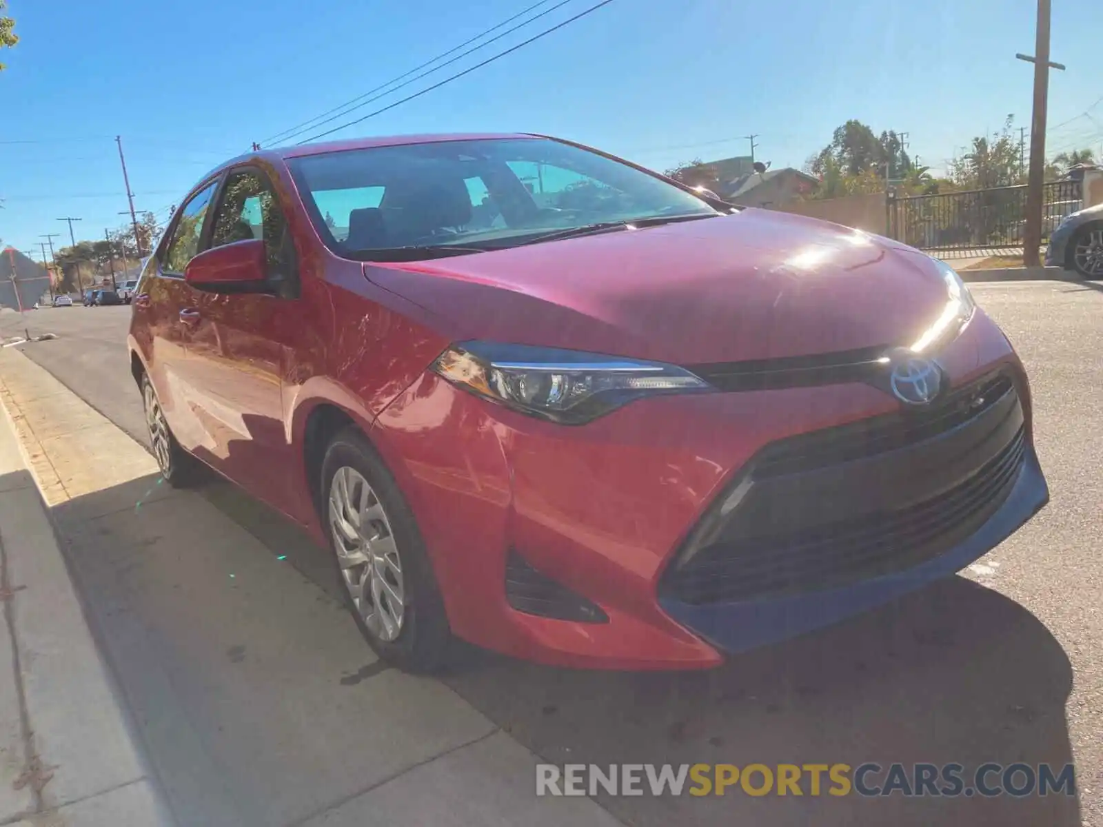 1 Photograph of a damaged car 2T1BURHE6KC233133 TOYOTA COROLLA 2019