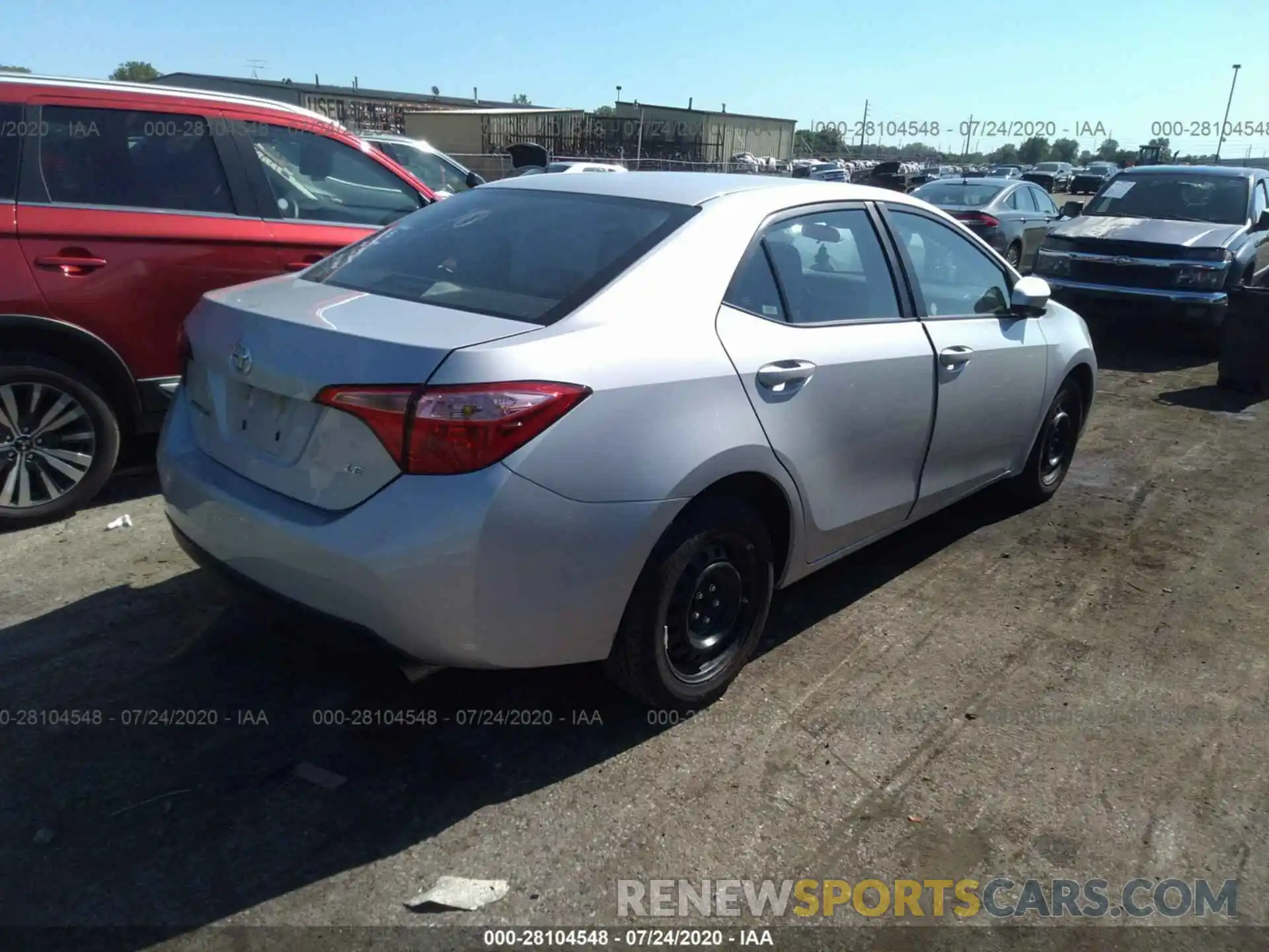 4 Photograph of a damaged car 2T1BURHE6KC233147 TOYOTA COROLLA 2019