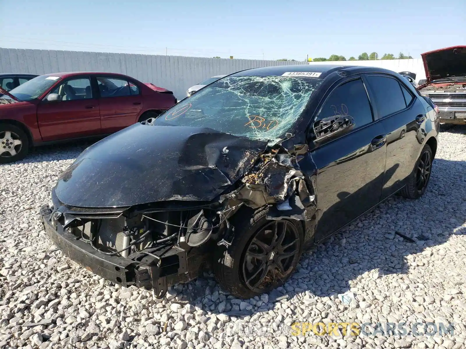 2 Photograph of a damaged car 2T1BURHE6KC233231 TOYOTA COROLLA 2019