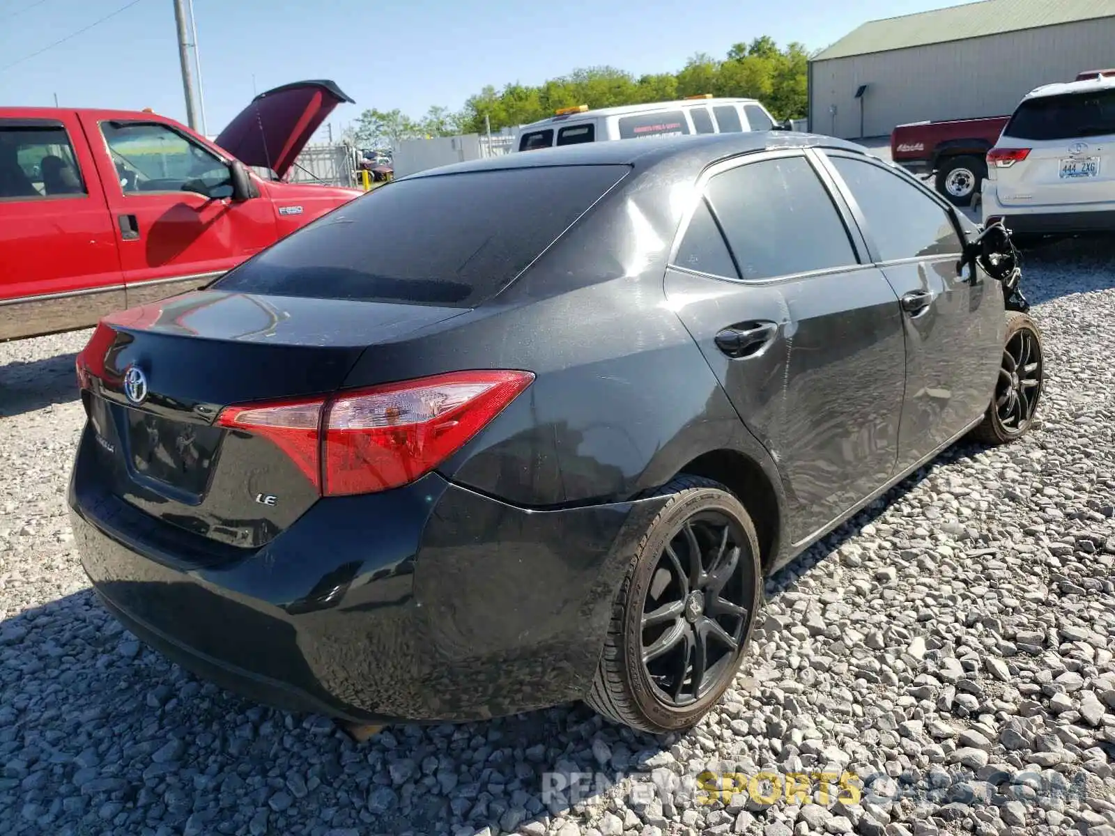 4 Photograph of a damaged car 2T1BURHE6KC233231 TOYOTA COROLLA 2019