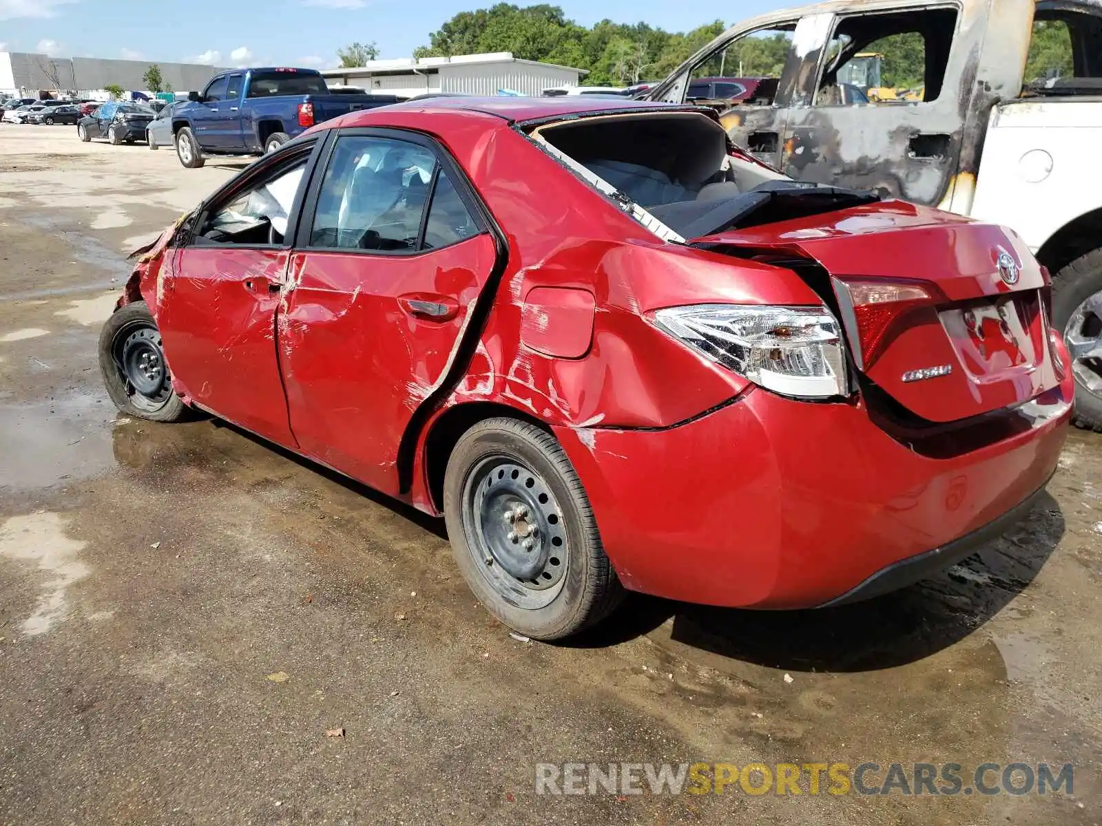 3 Photograph of a damaged car 2T1BURHE6KC233441 TOYOTA COROLLA 2019