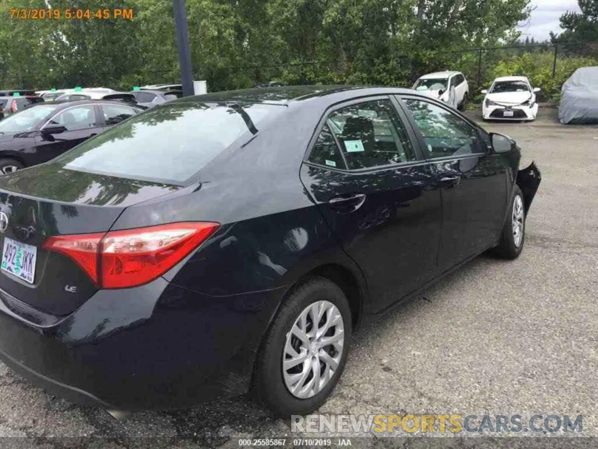 12 Photograph of a damaged car 2T1BURHE6KC233861 TOYOTA COROLLA 2019