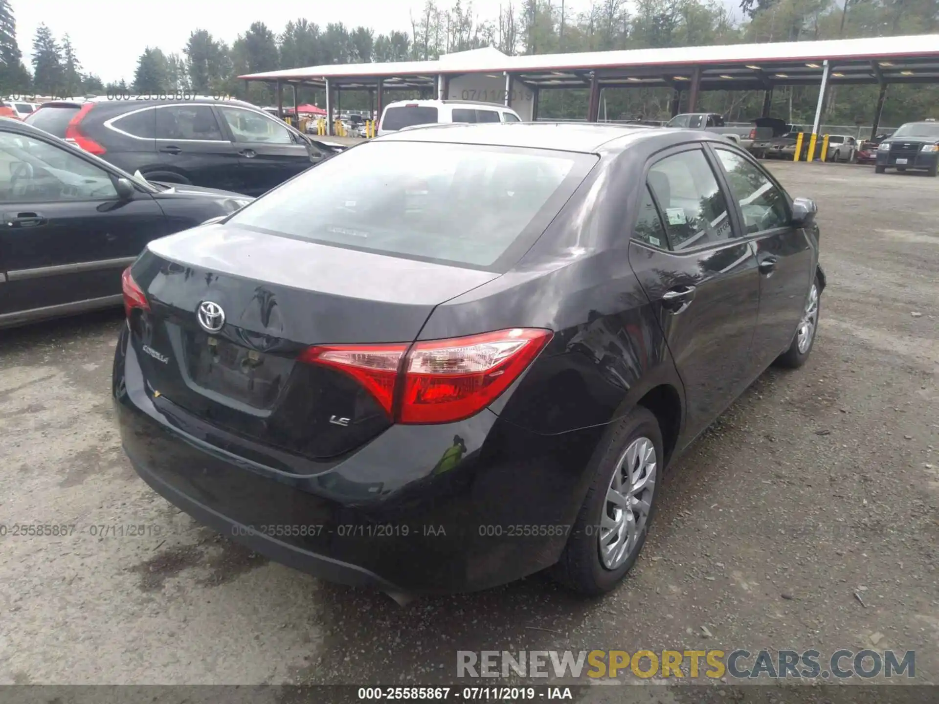 4 Photograph of a damaged car 2T1BURHE6KC233861 TOYOTA COROLLA 2019