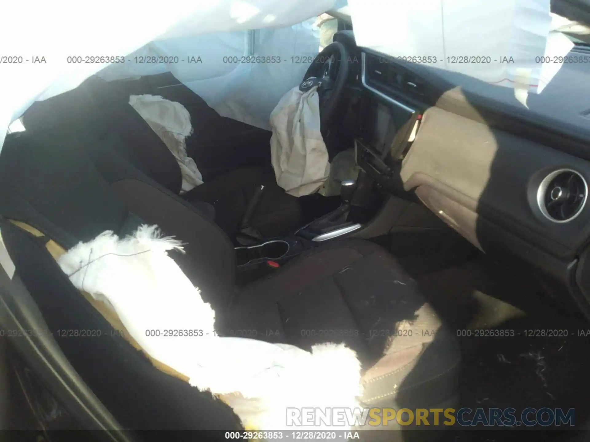 5 Photograph of a damaged car 2T1BURHE6KC234721 TOYOTA COROLLA 2019