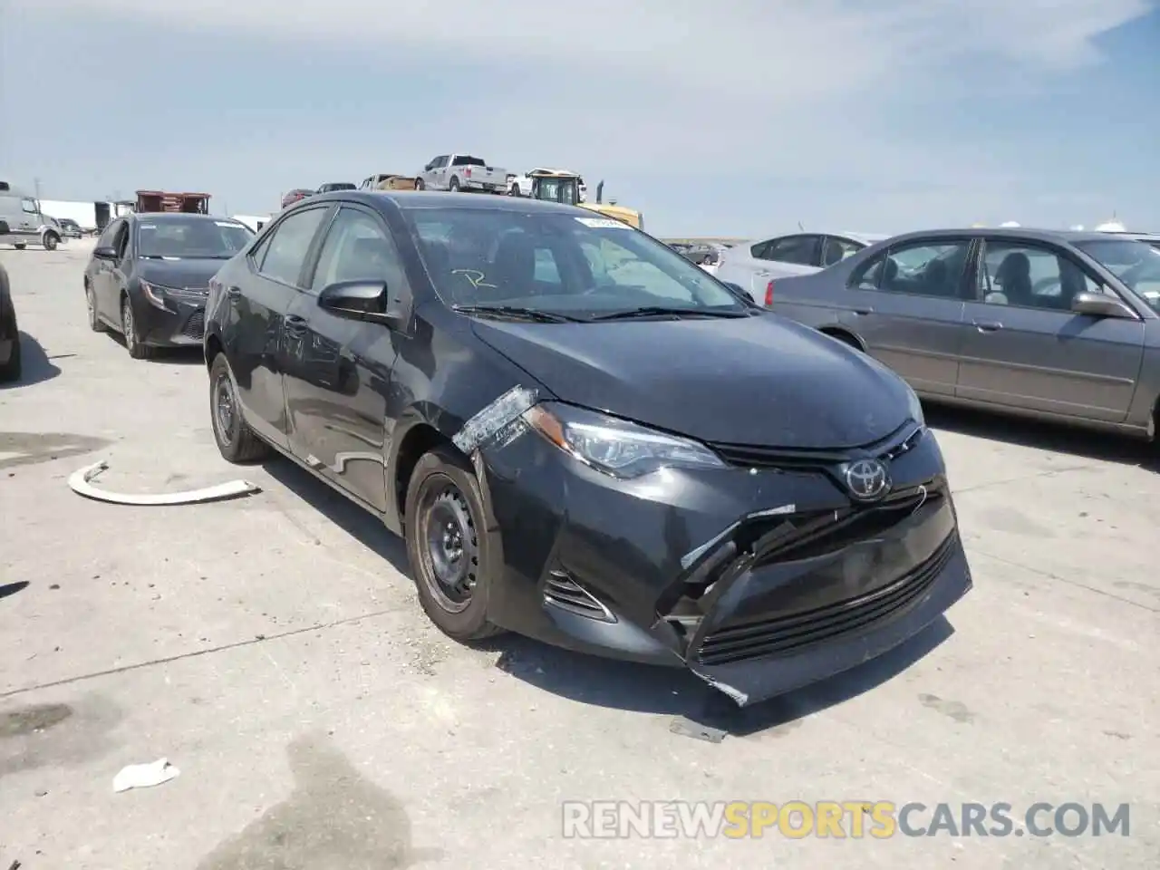 1 Photograph of a damaged car 2T1BURHE6KC235884 TOYOTA COROLLA 2019