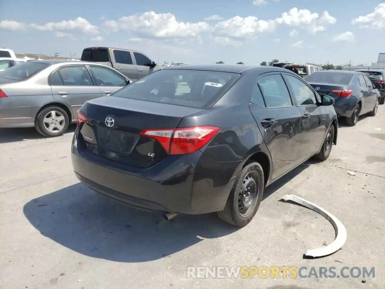 4 Photograph of a damaged car 2T1BURHE6KC235884 TOYOTA COROLLA 2019