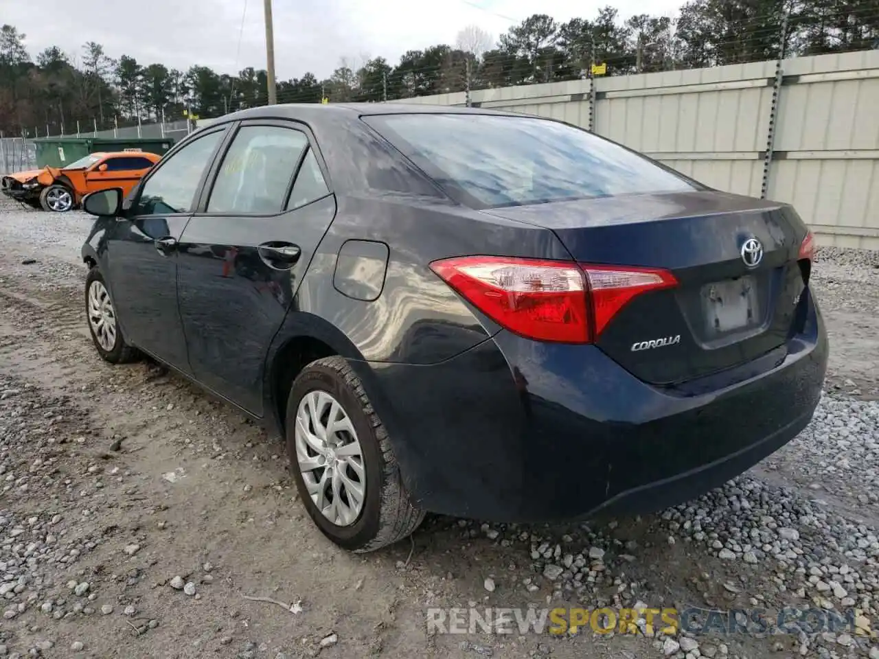 3 Photograph of a damaged car 2T1BURHE6KC236291 TOYOTA COROLLA 2019