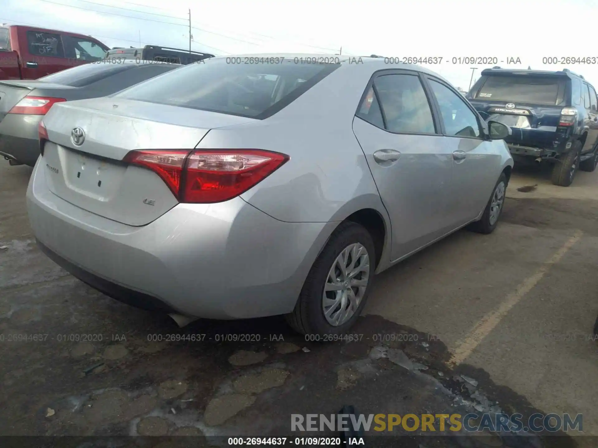 4 Photograph of a damaged car 2T1BURHE6KC236730 TOYOTA COROLLA 2019