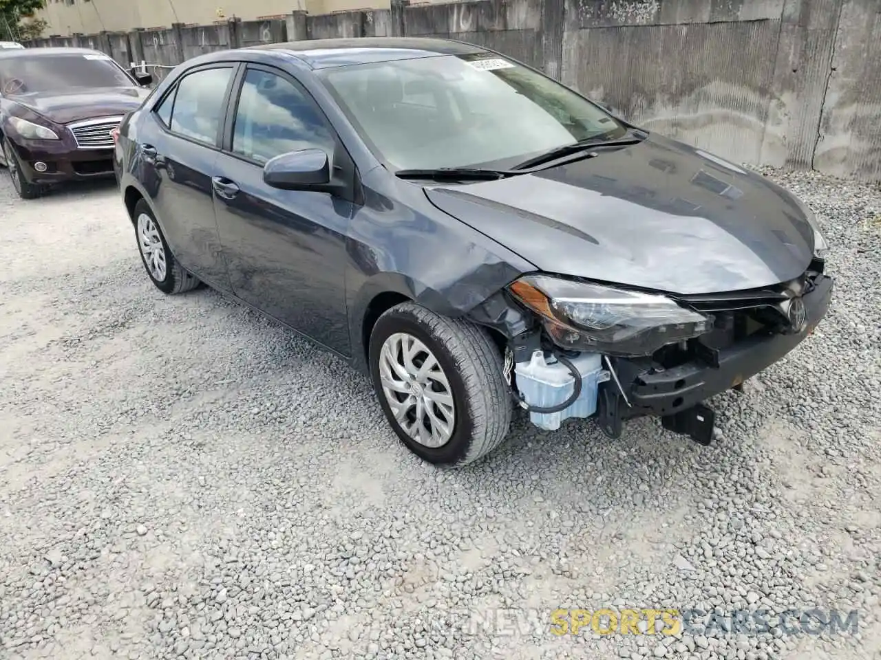 1 Photograph of a damaged car 2T1BURHE6KC237974 TOYOTA COROLLA 2019