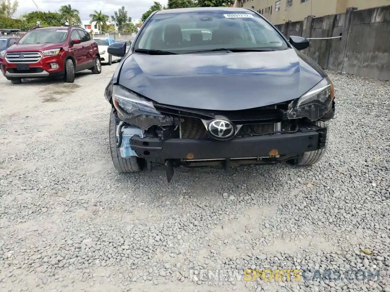 9 Photograph of a damaged car 2T1BURHE6KC237974 TOYOTA COROLLA 2019