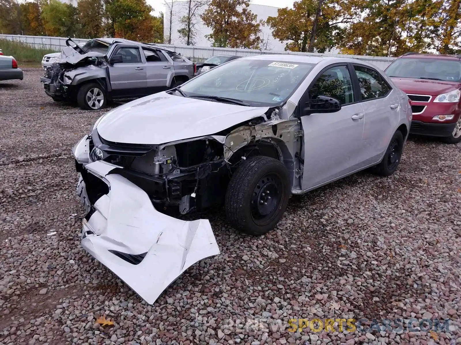 2 Photograph of a damaged car 2T1BURHE6KC238655 TOYOTA COROLLA 2019