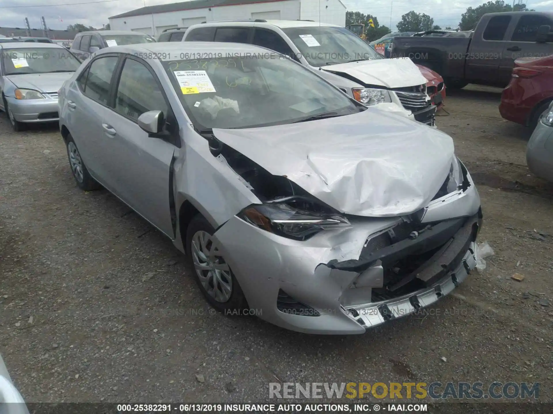 1 Photograph of a damaged car 2T1BURHE6KC238879 TOYOTA COROLLA 2019