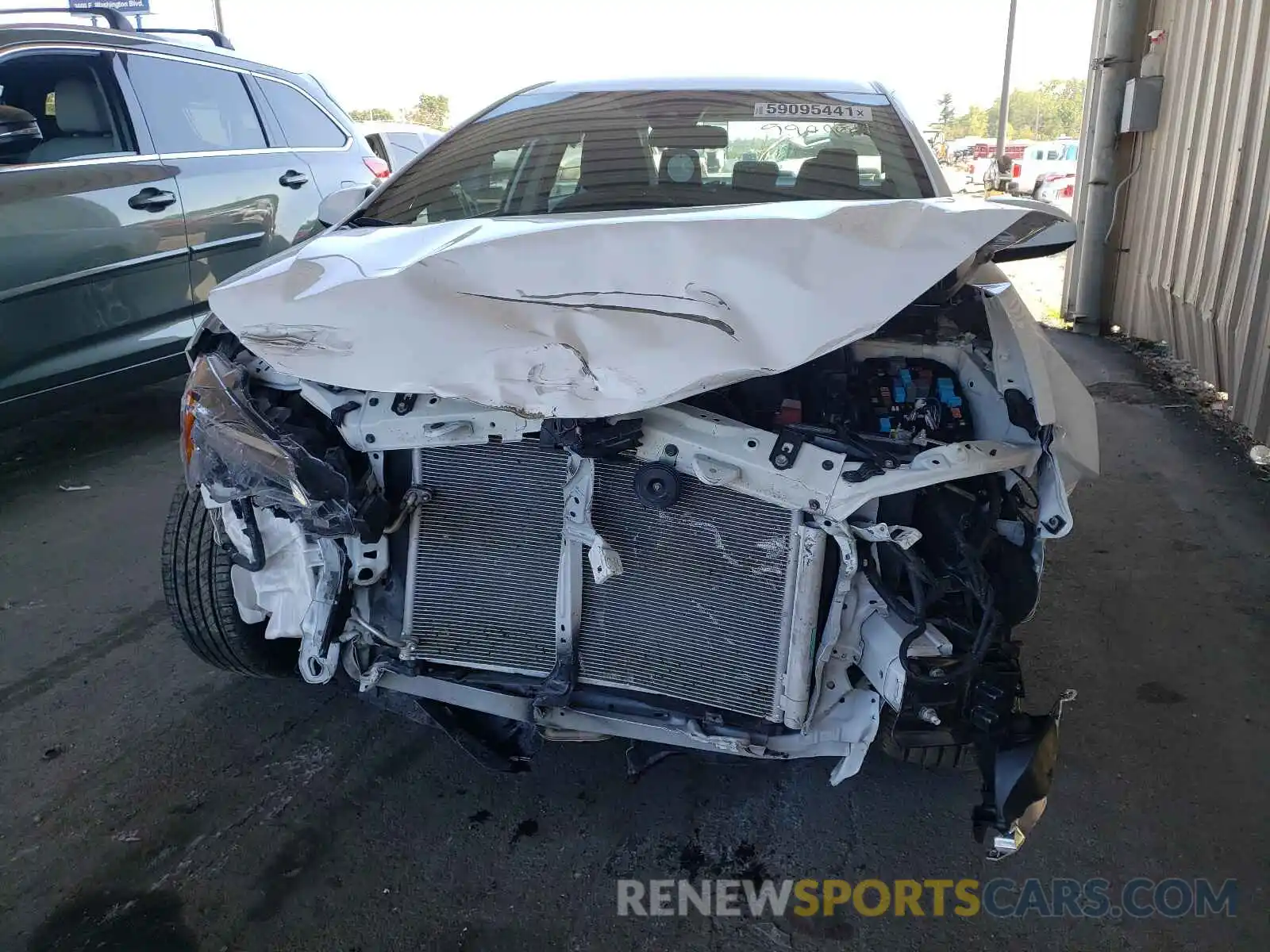 9 Photograph of a damaged car 2T1BURHE6KC239613 TOYOTA COROLLA 2019