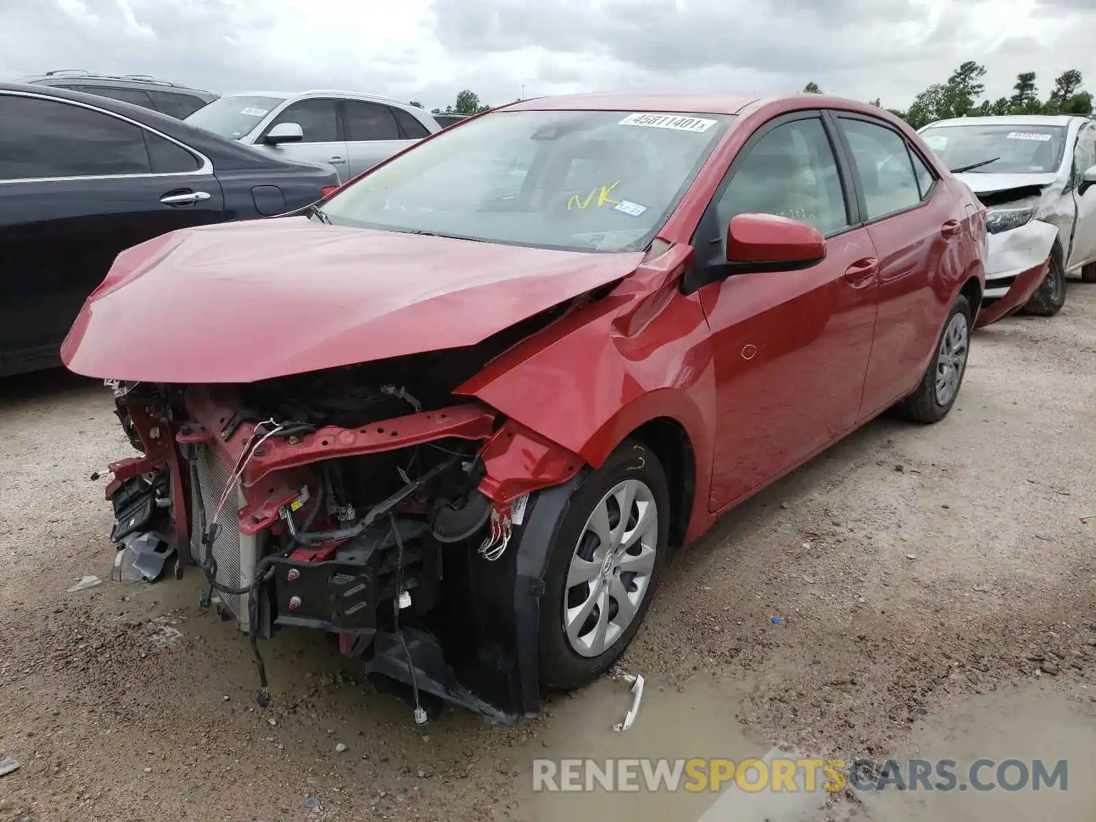 2 Photograph of a damaged car 2T1BURHE6KC239661 TOYOTA COROLLA 2019