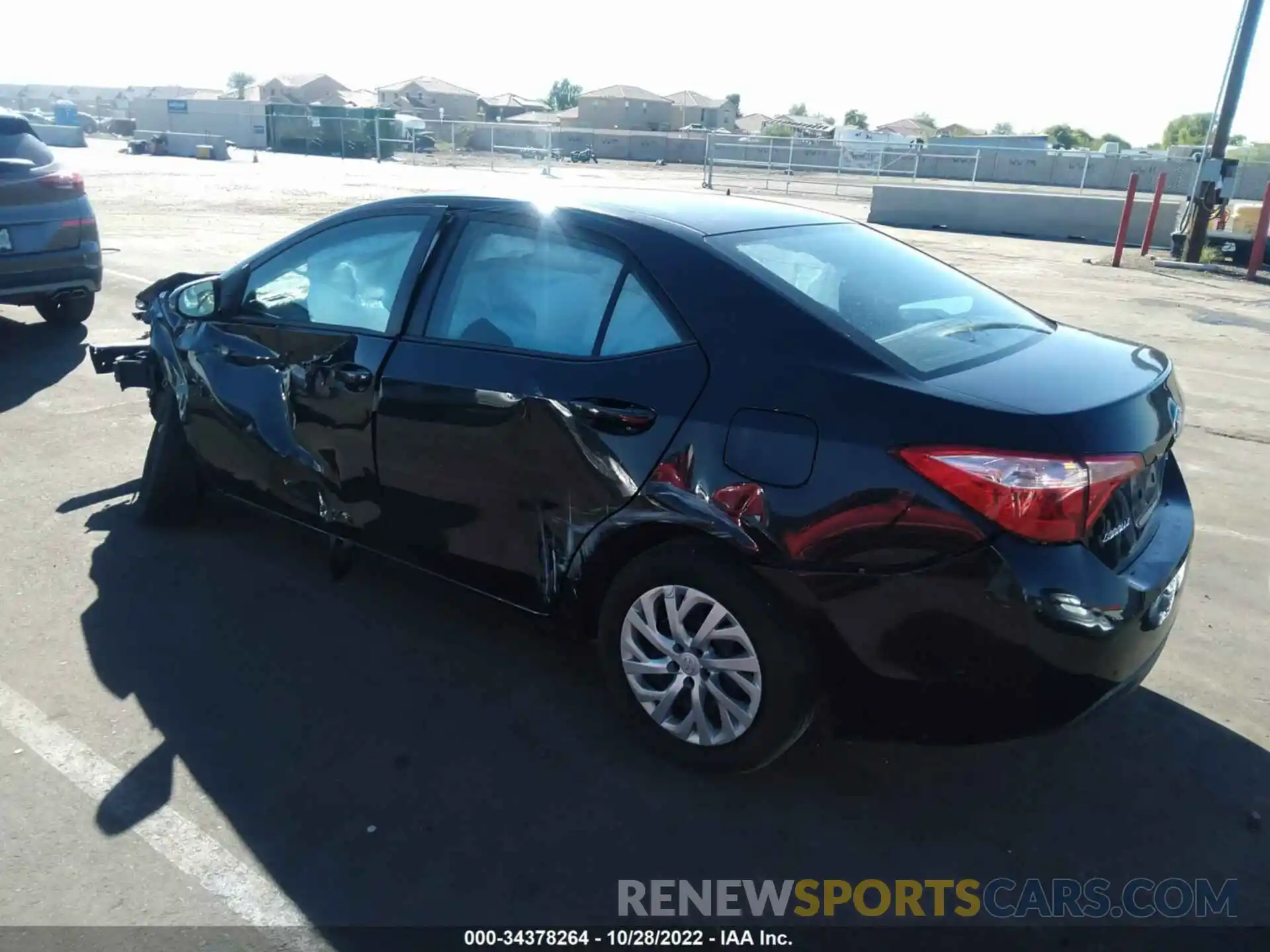 3 Photograph of a damaged car 2T1BURHE6KC239854 TOYOTA COROLLA 2019