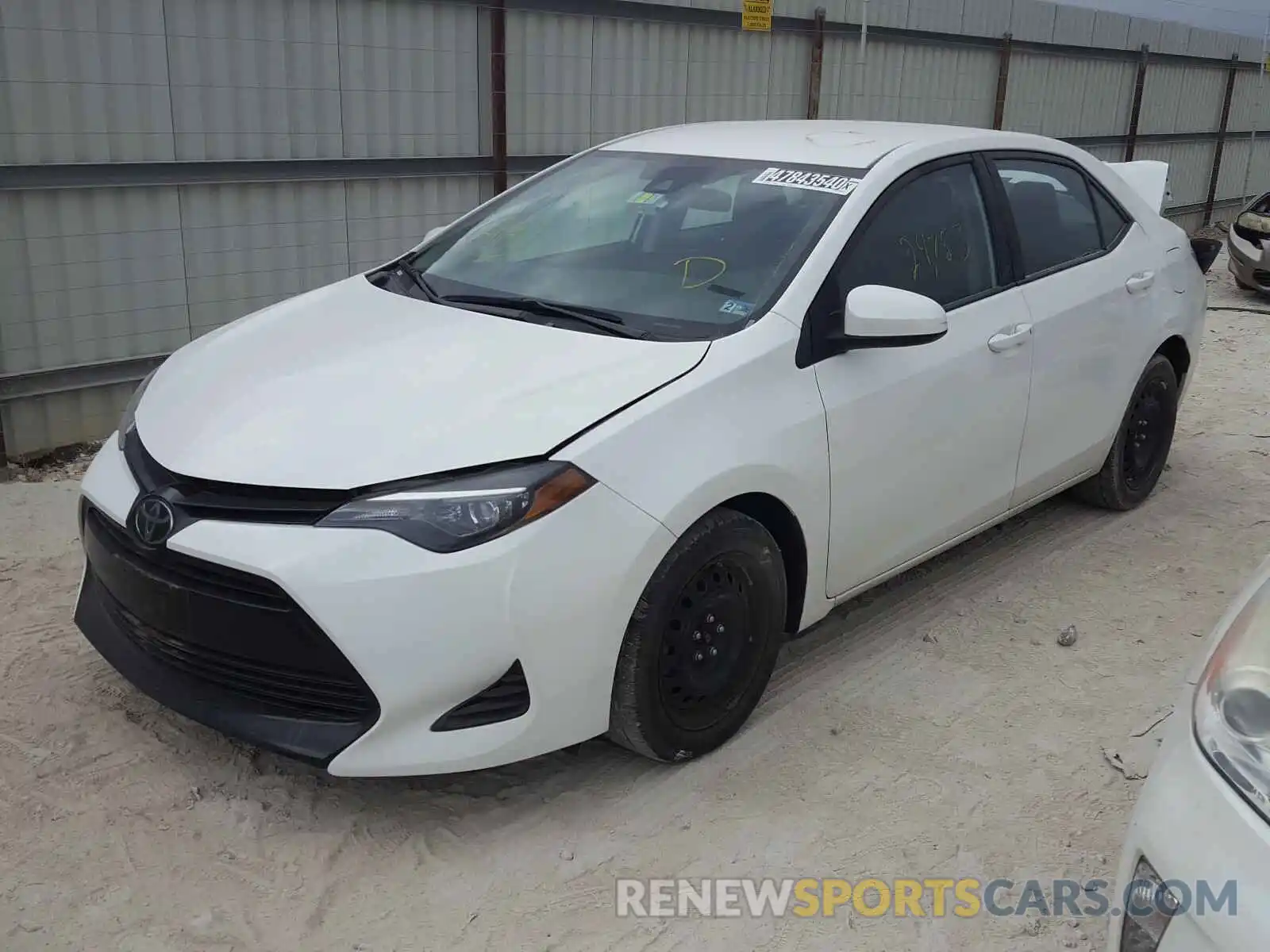 2 Photograph of a damaged car 2T1BURHE6KC240096 TOYOTA COROLLA 2019