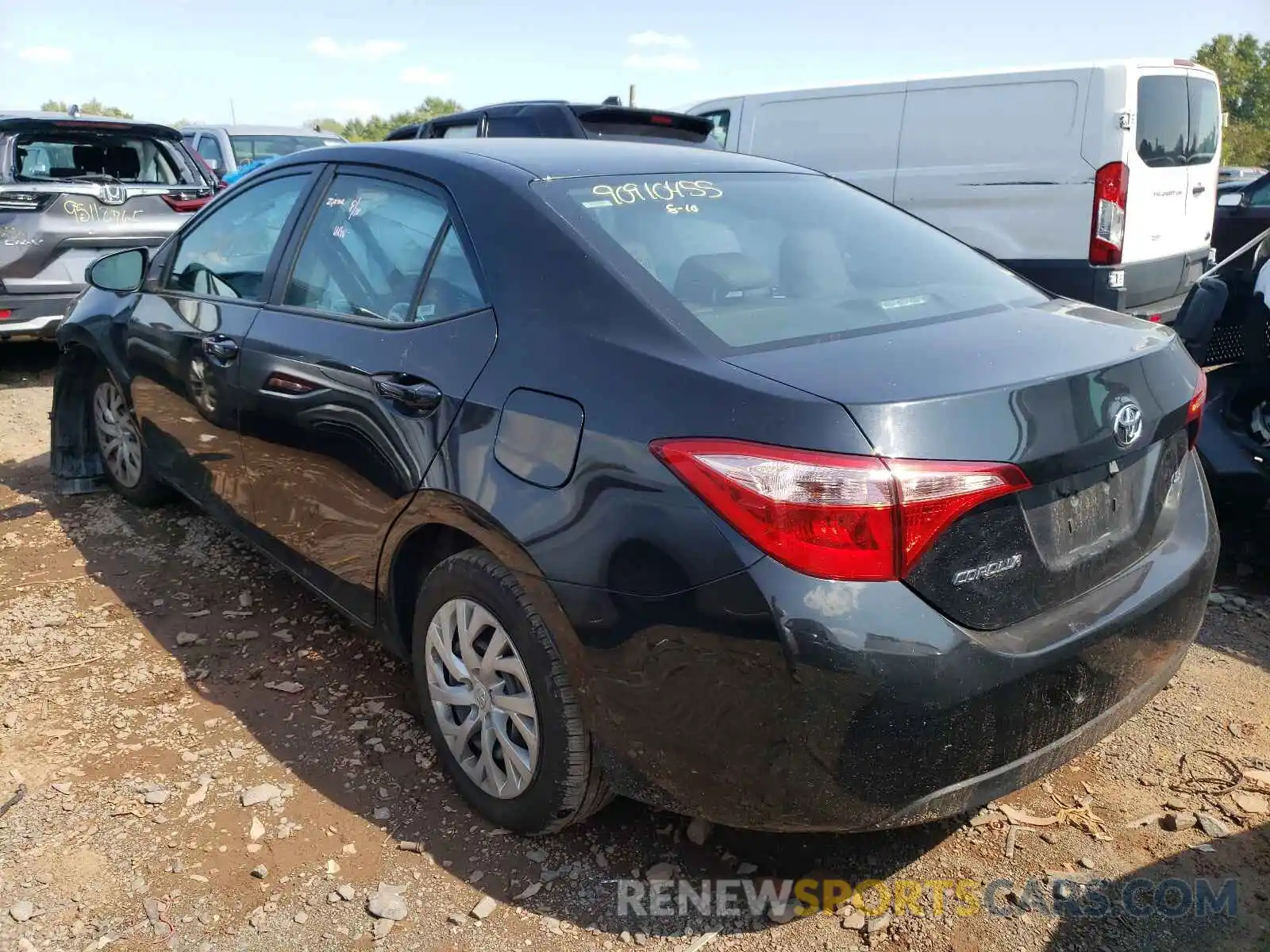 3 Photograph of a damaged car 2T1BURHE6KC240180 TOYOTA COROLLA 2019