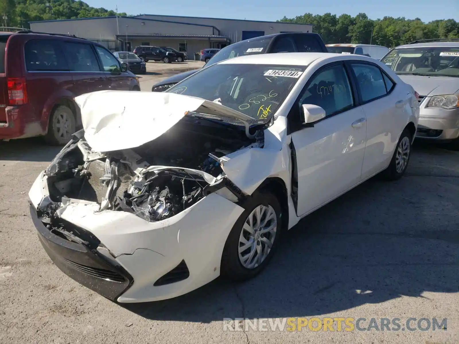 2 Photograph of a damaged car 2T1BURHE6KC240826 TOYOTA COROLLA 2019