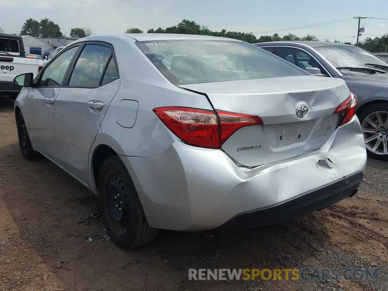 3 Photograph of a damaged car 2T1BURHE6KC240857 TOYOTA COROLLA 2019