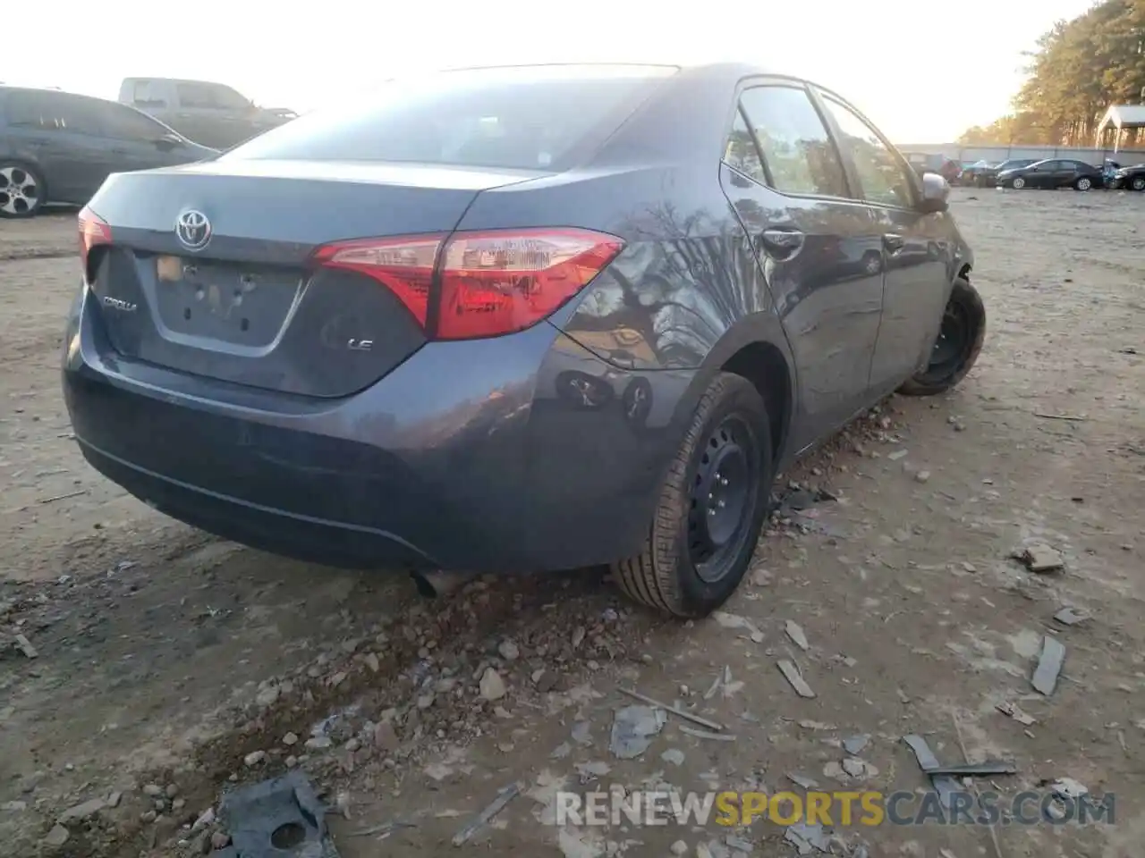 4 Photograph of a damaged car 2T1BURHE6KC240860 TOYOTA COROLLA 2019