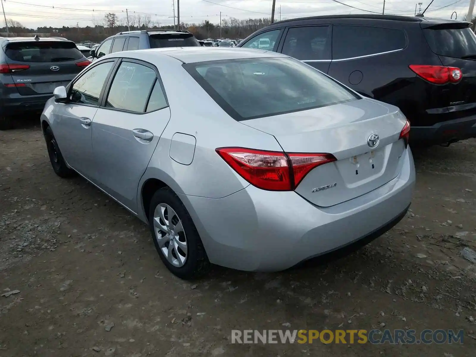 3 Photograph of a damaged car 2T1BURHE6KC241104 TOYOTA COROLLA 2019