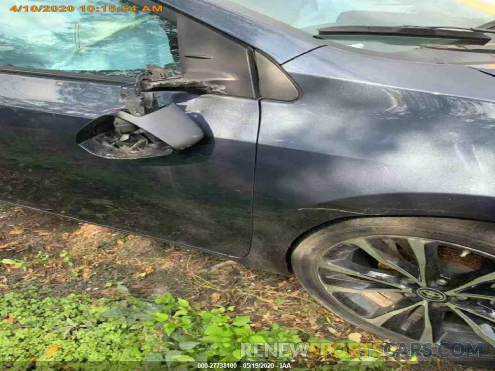 16 Photograph of a damaged car 2T1BURHE6KC241278 TOYOTA COROLLA 2019