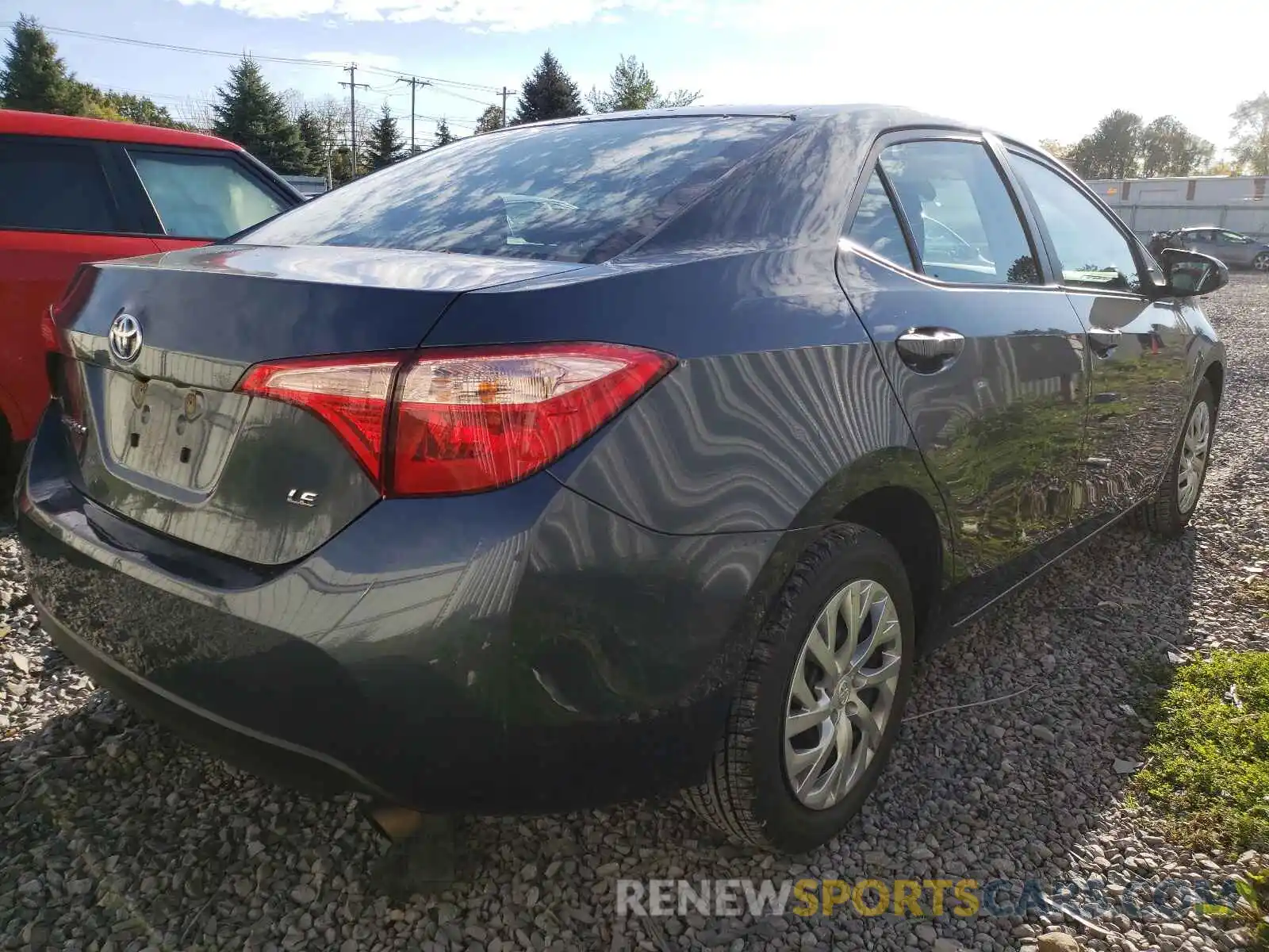 4 Photograph of a damaged car 2T1BURHE6KC241412 TOYOTA COROLLA 2019