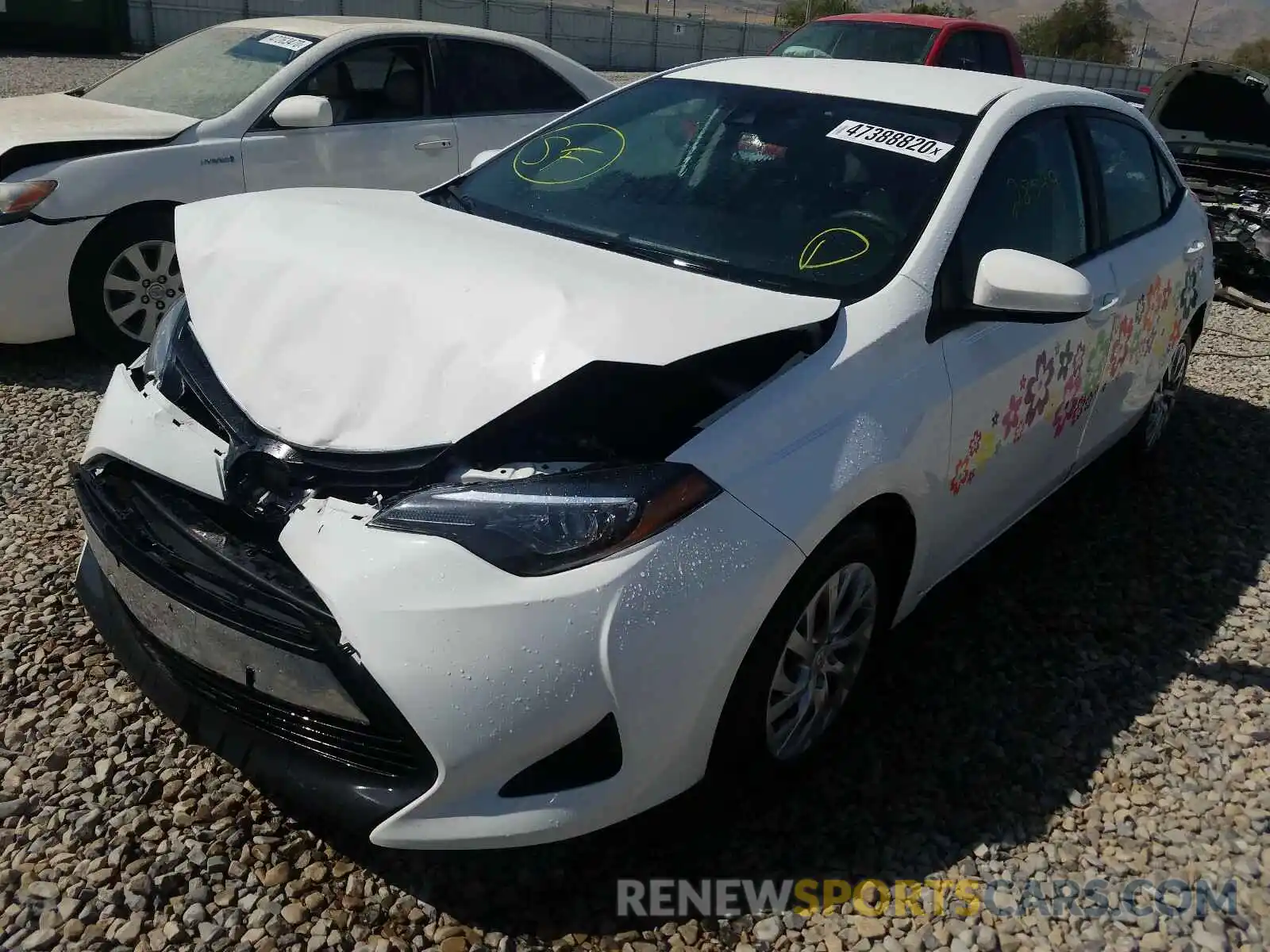 2 Photograph of a damaged car 2T1BURHE6KC241863 TOYOTA COROLLA 2019