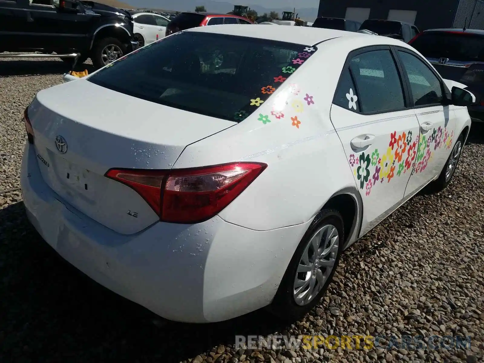 4 Photograph of a damaged car 2T1BURHE6KC241863 TOYOTA COROLLA 2019