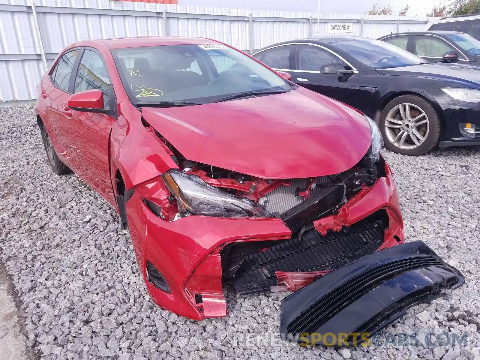 1 Photograph of a damaged car 2T1BURHE6KC241927 TOYOTA COROLLA 2019