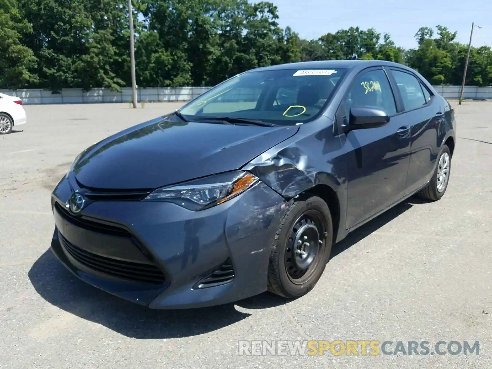 2 Photograph of a damaged car 2T1BURHE6KC242009 TOYOTA COROLLA 2019