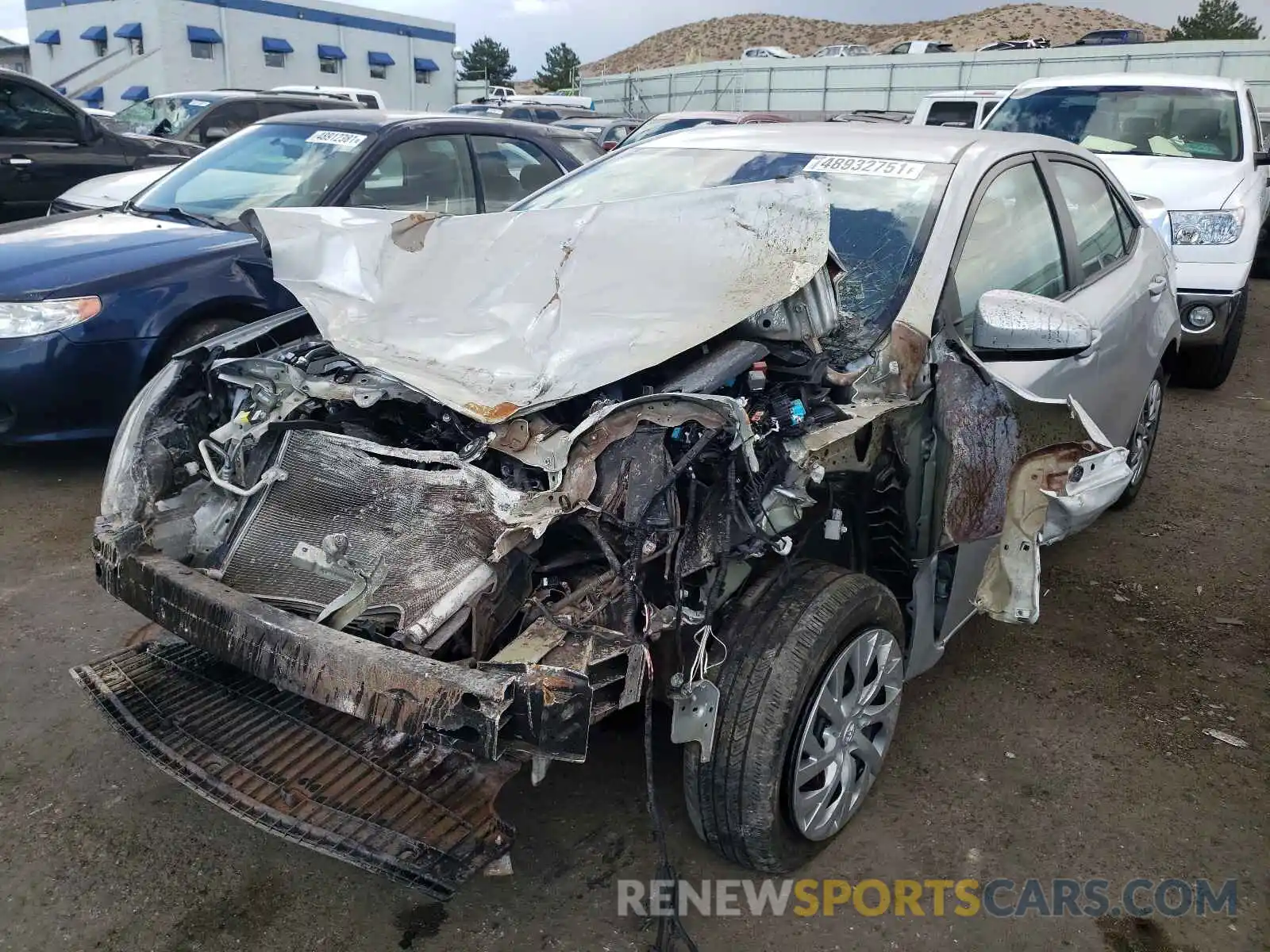 2 Photograph of a damaged car 2T1BURHE6KC242060 TOYOTA COROLLA 2019