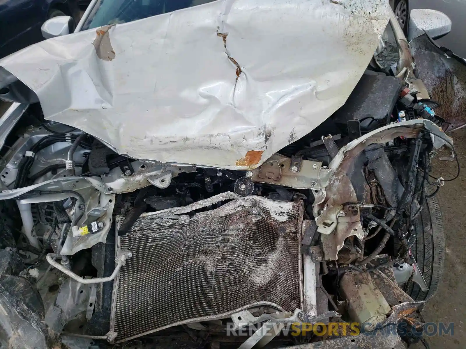 7 Photograph of a damaged car 2T1BURHE6KC242060 TOYOTA COROLLA 2019