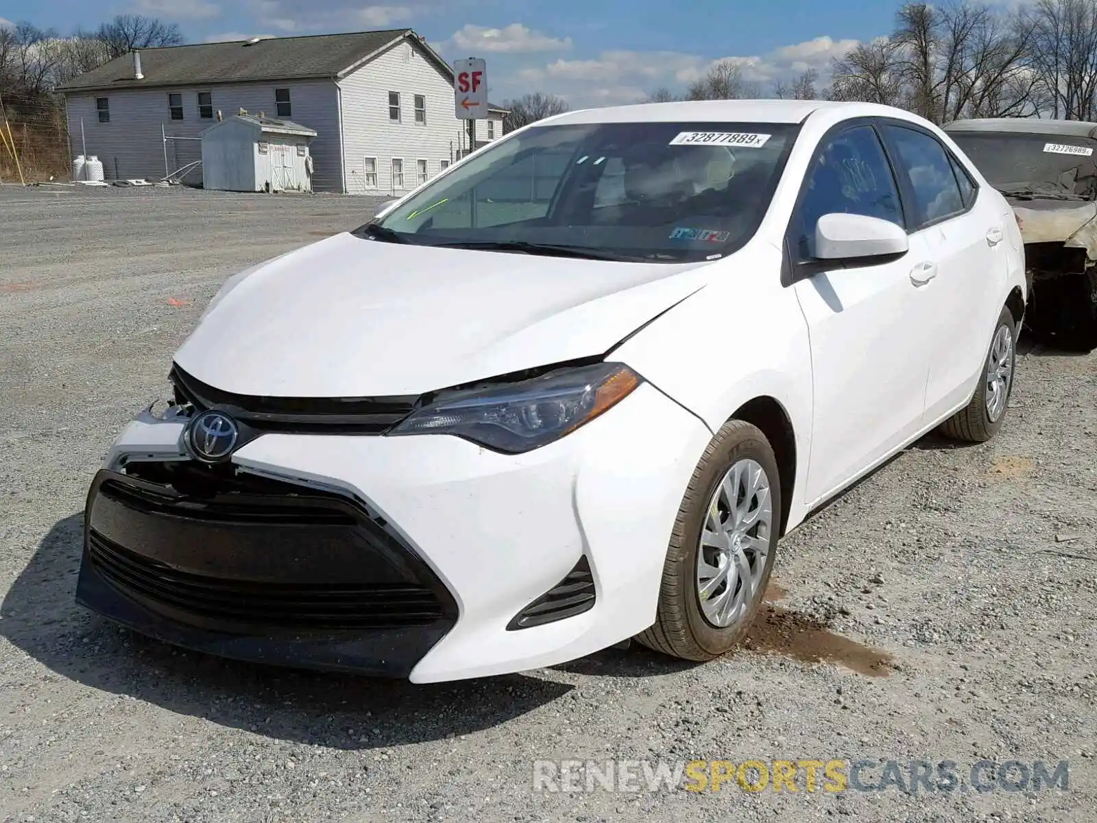 2 Photograph of a damaged car 2T1BURHE6KC242205 TOYOTA COROLLA 2019