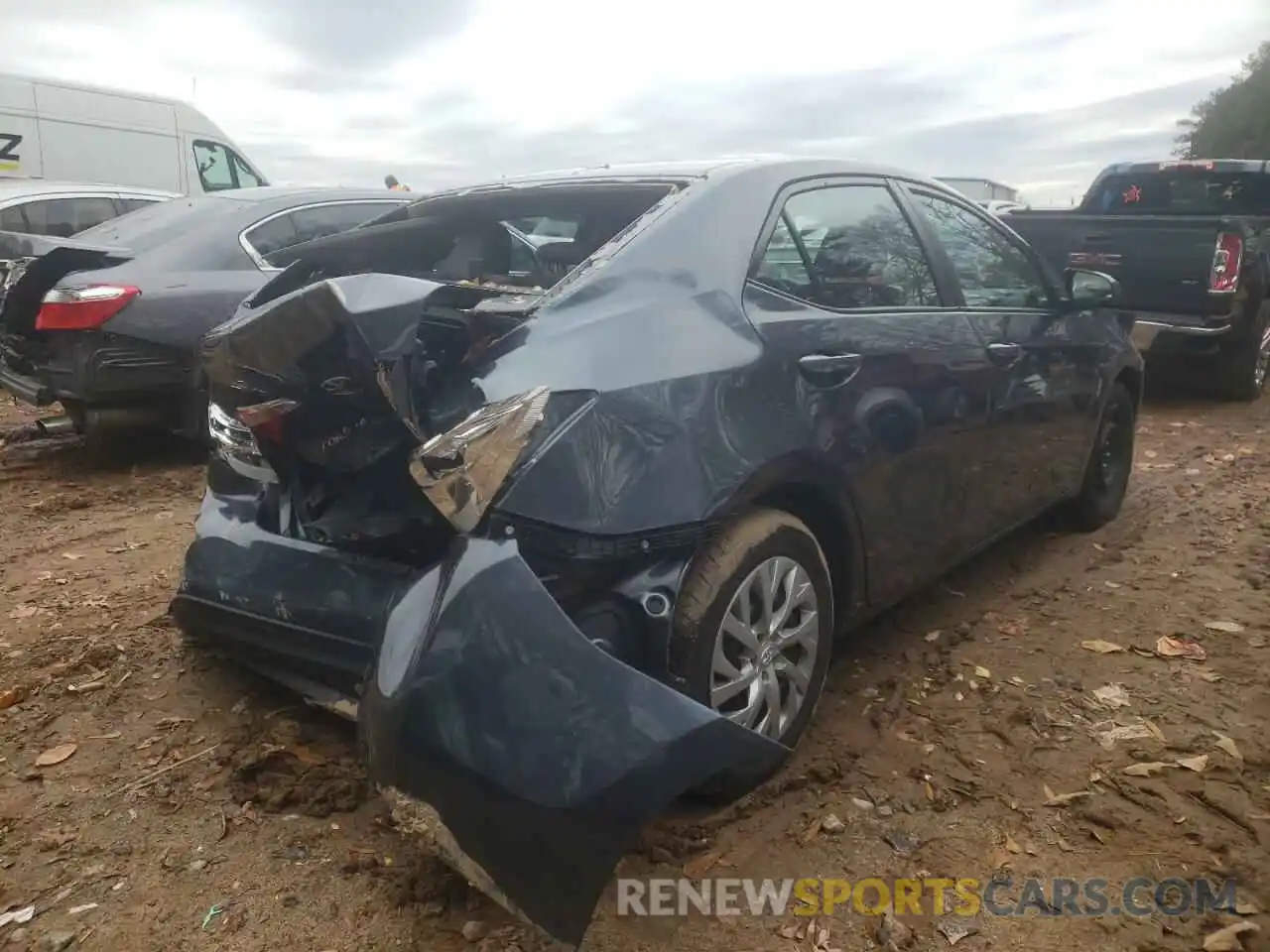 4 Photograph of a damaged car 2T1BURHE6KC243242 TOYOTA COROLLA 2019