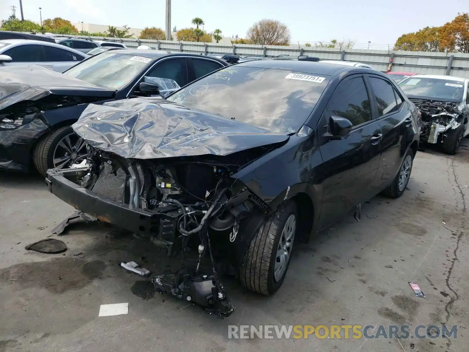 2 Photograph of a damaged car 2T1BURHE6KC244343 TOYOTA COROLLA 2019