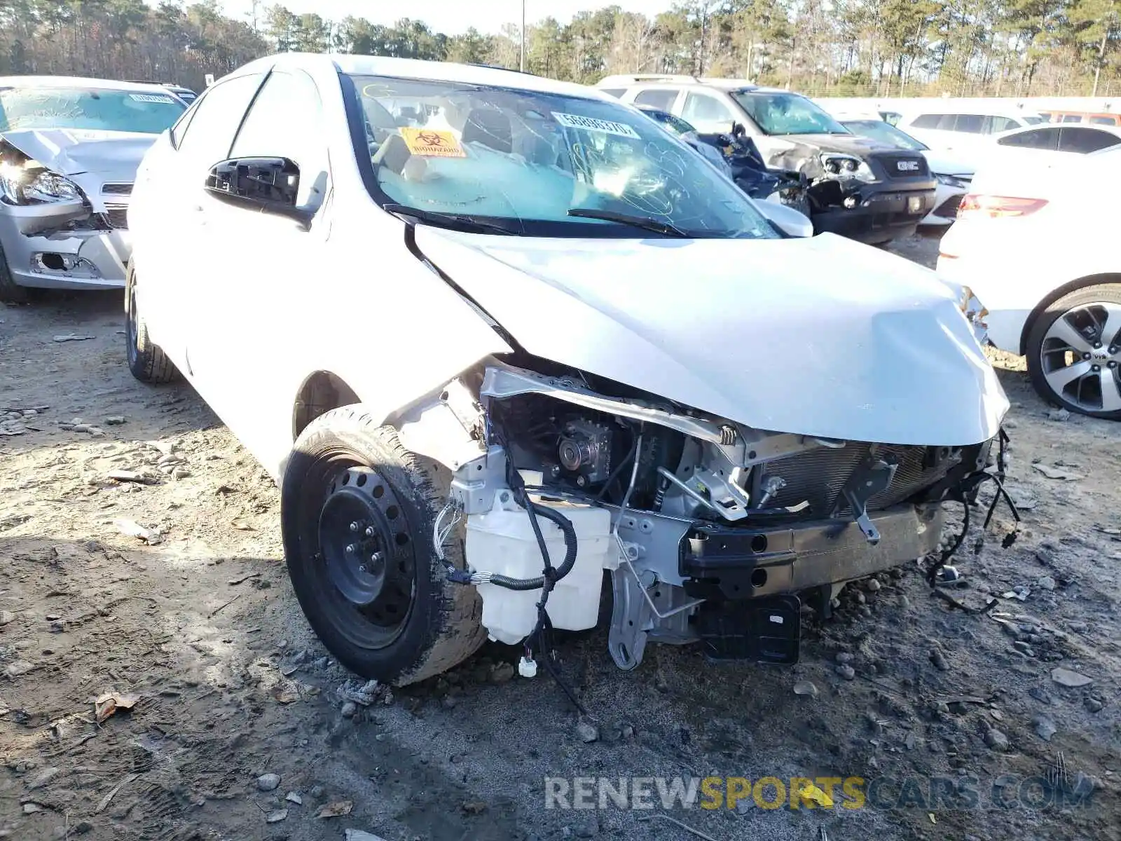 1 Photograph of a damaged car 2T1BURHE6KC245153 TOYOTA COROLLA 2019