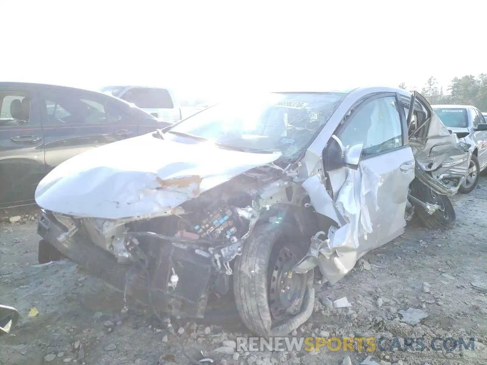 2 Photograph of a damaged car 2T1BURHE6KC245153 TOYOTA COROLLA 2019