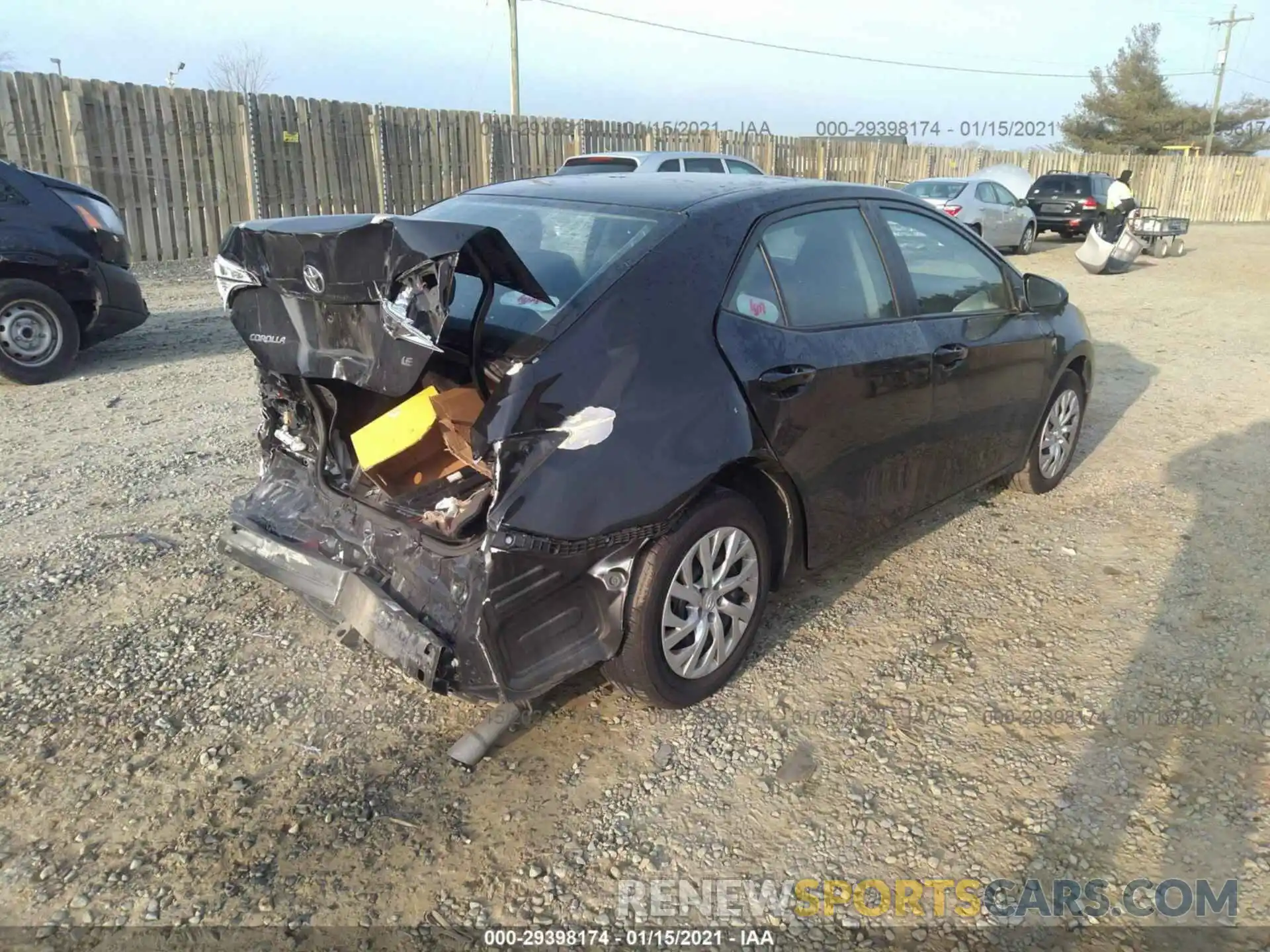 4 Фотография поврежденного автомобиля 2T1BURHE6KC246075 TOYOTA COROLLA 2019