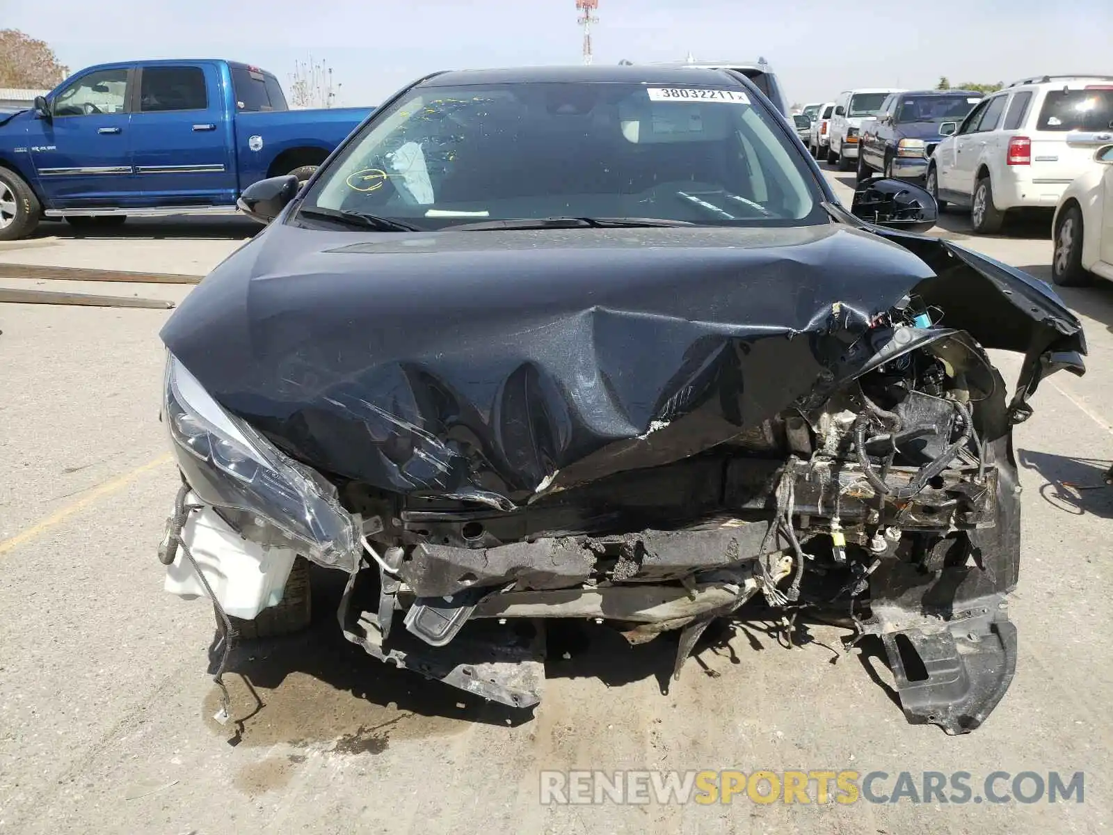 9 Photograph of a damaged car 2T1BURHE7KC126656 TOYOTA COROLLA 2019