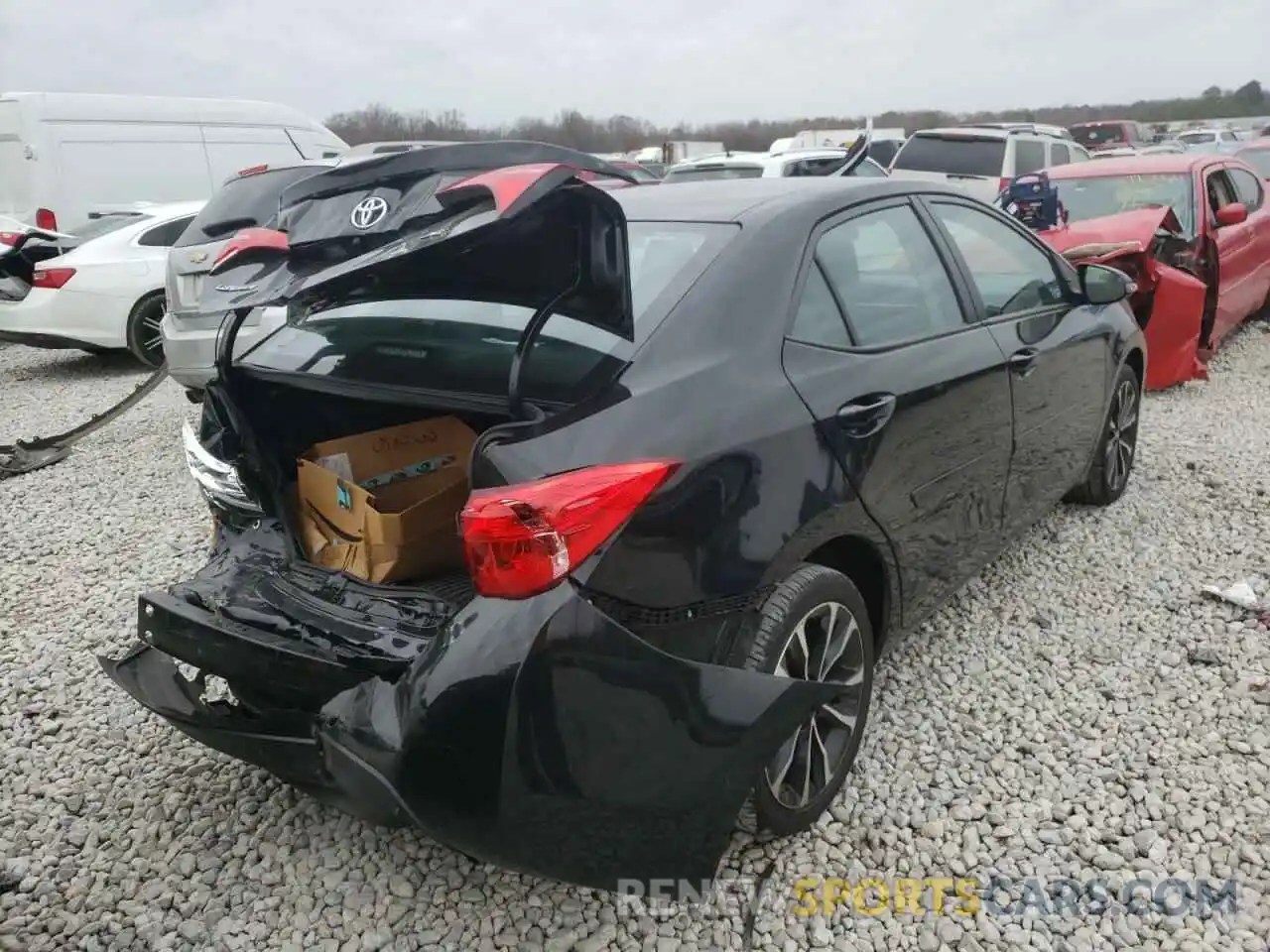 4 Photograph of a damaged car 2T1BURHE7KC127757 TOYOTA COROLLA 2019