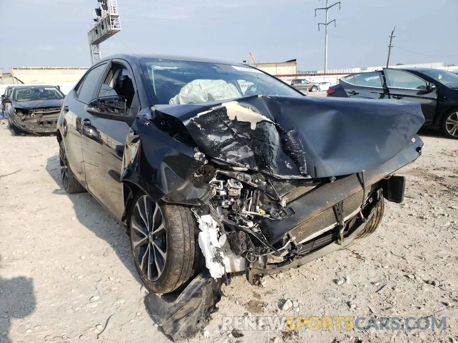 9 Photograph of a damaged car 2T1BURHE7KC128665 TOYOTA COROLLA 2019